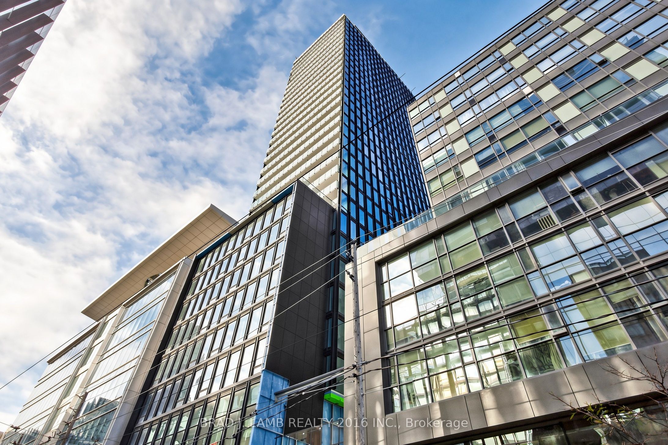 284 King Street E 808, Toronto, On M5a 1k4