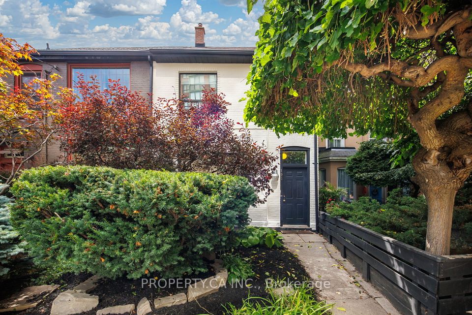 195 Niagara Street, Toronto, On M5v 1c9