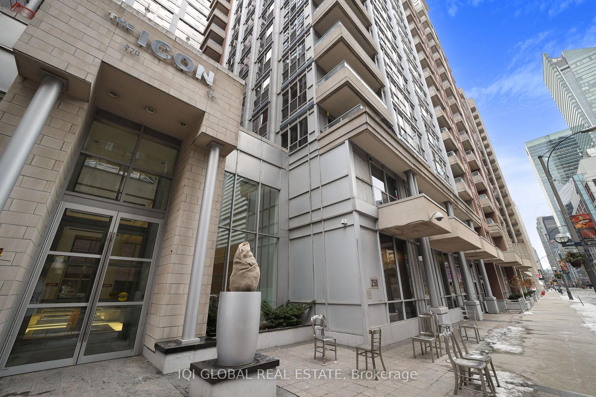 250 Wellington Street W 1133, Toronto, On M5v 3p6