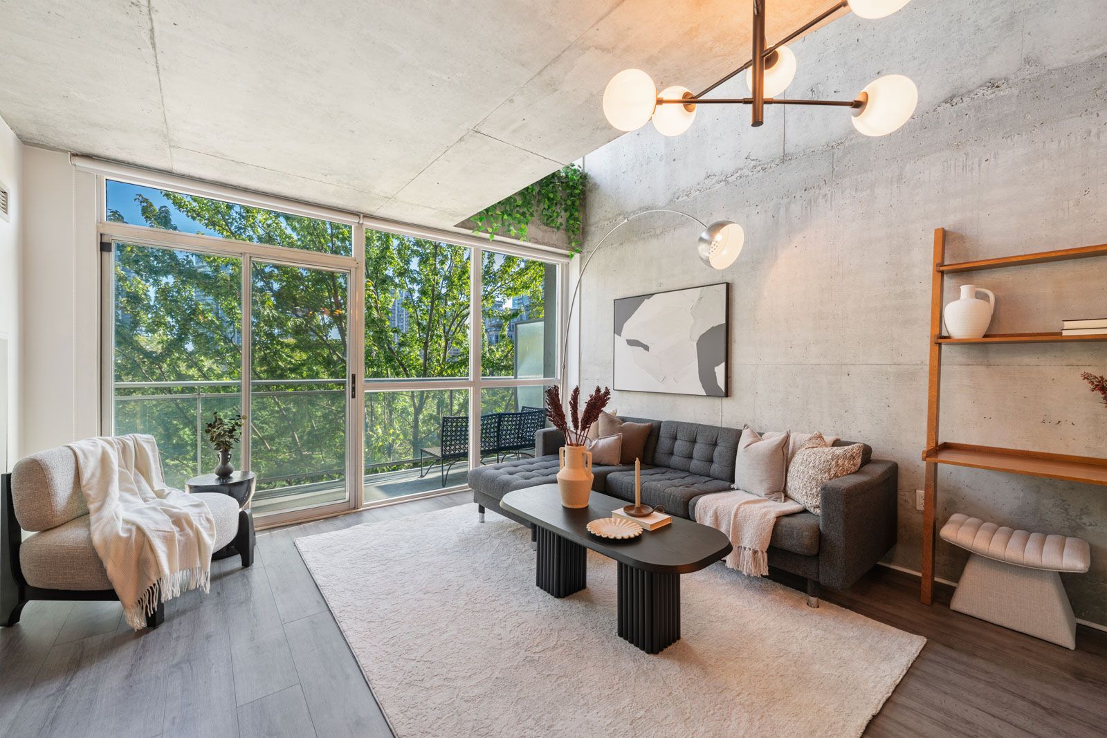 954 King Street W 507, Toronto, On M6k 3l9