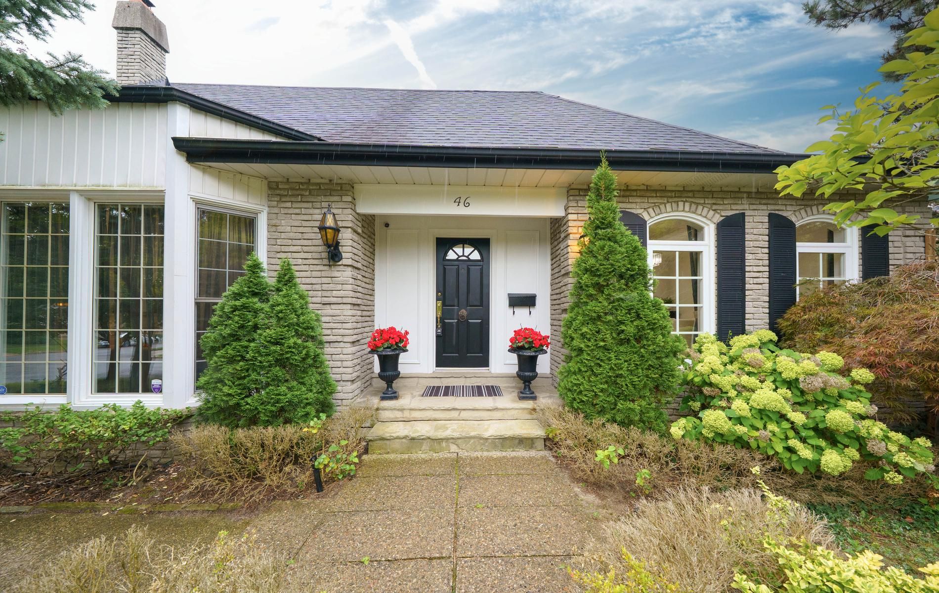 46 Caravan Drive, Toronto, On M3b 1n3
