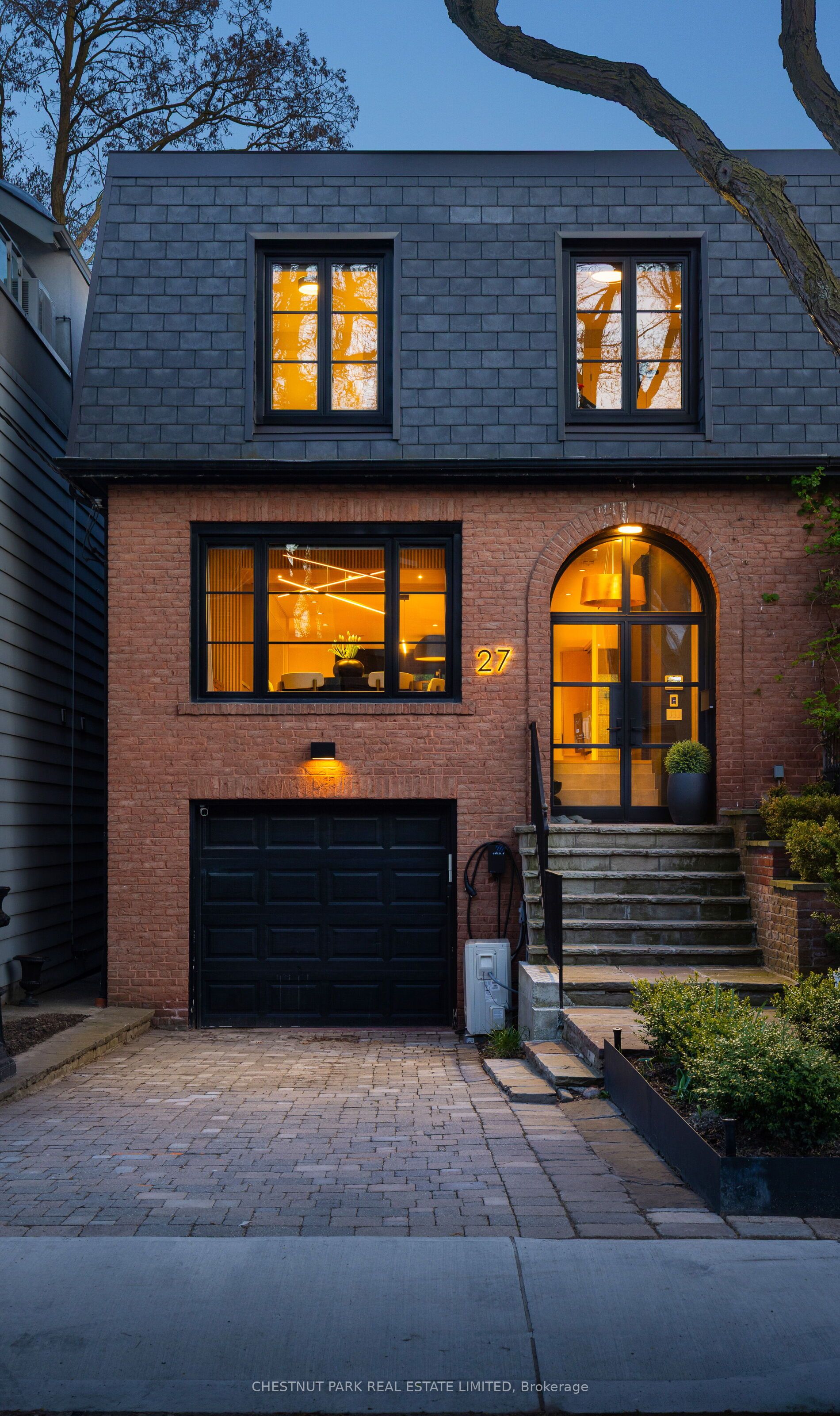 27 Boswell Avenue, Toronto, On M5r 1m5
