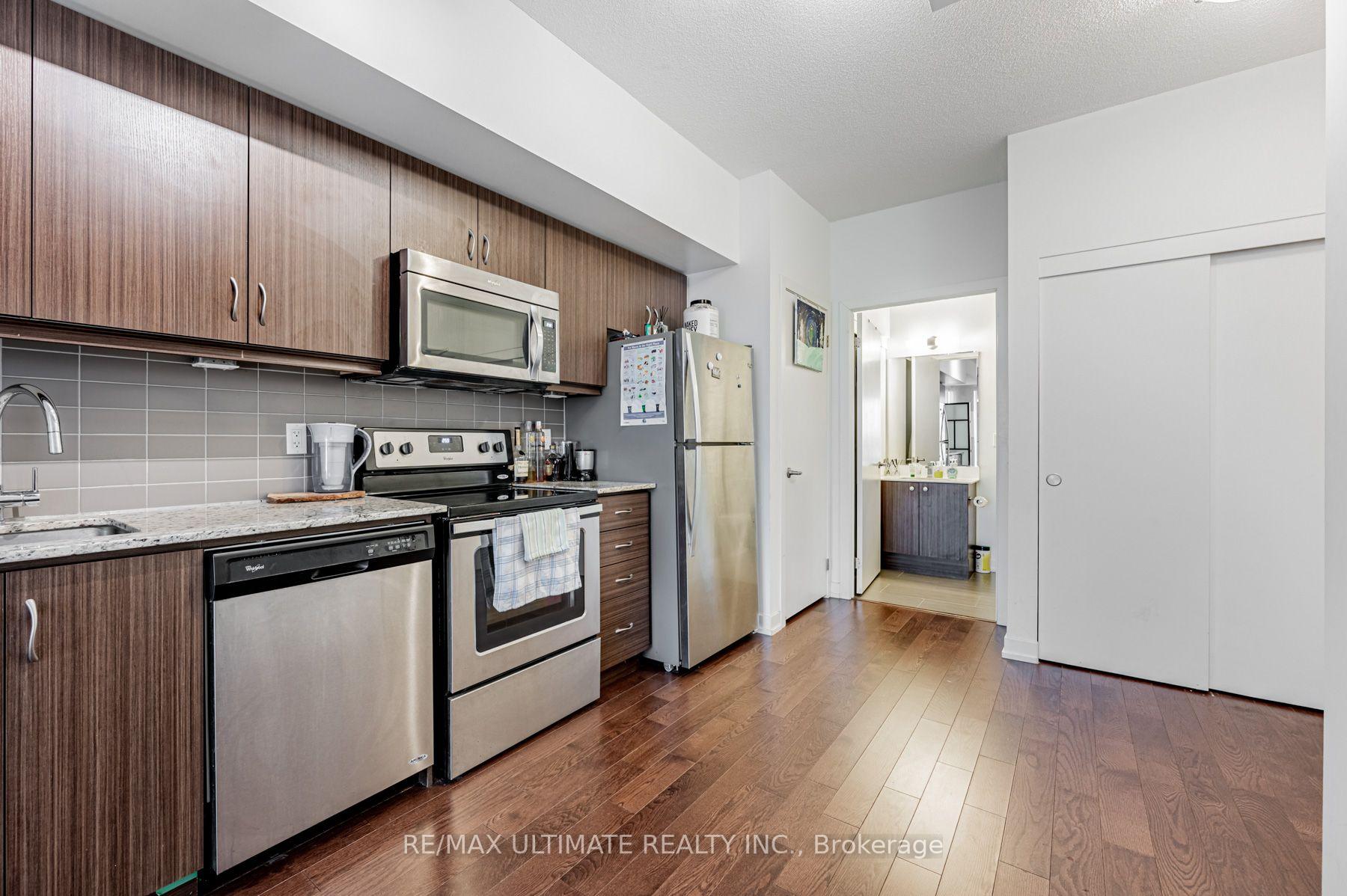 10 Willison Square 809, Toronto, On M5t 1e7