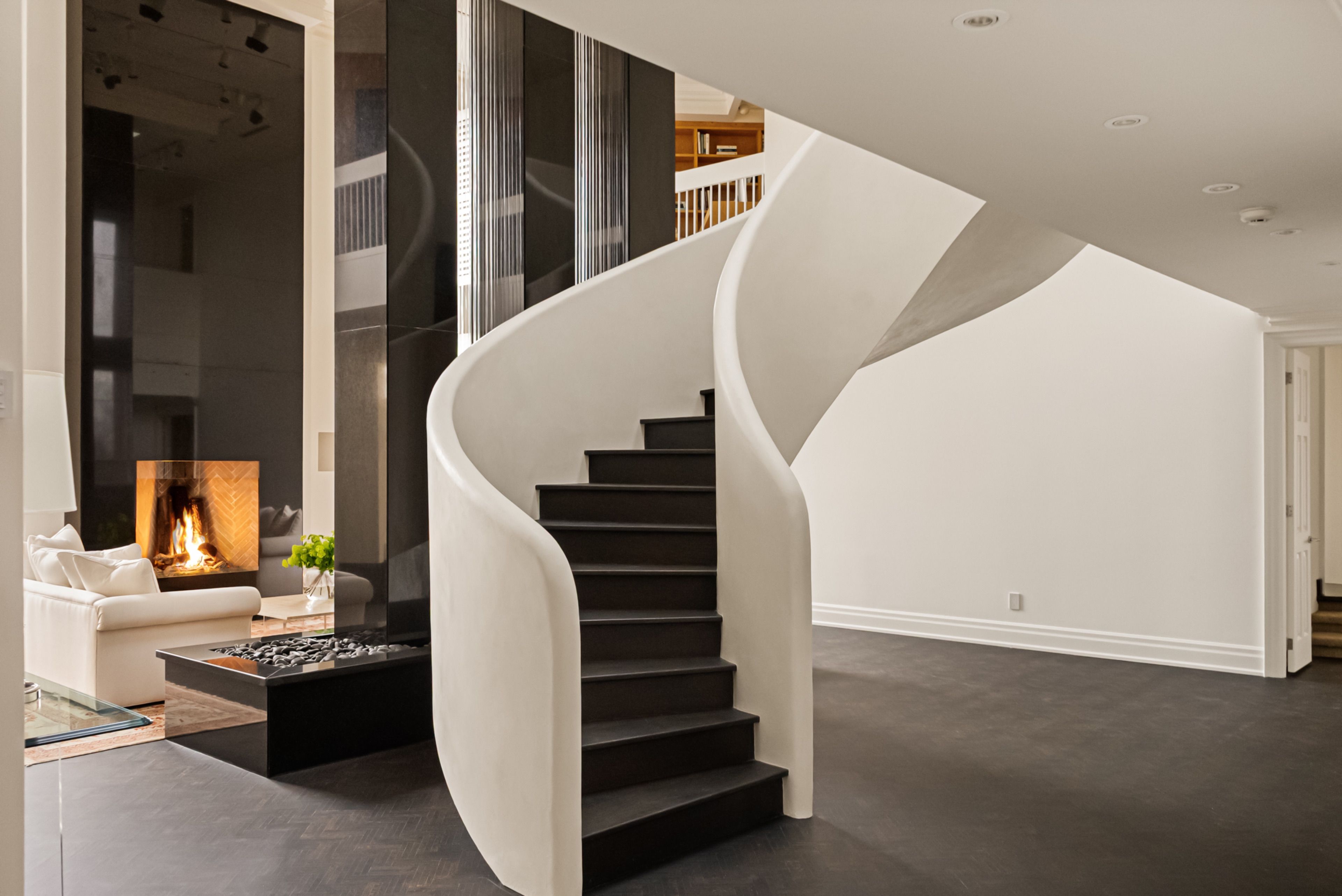 2 Lynwood Avenue Ph1, Toronto, On M4v 1k2