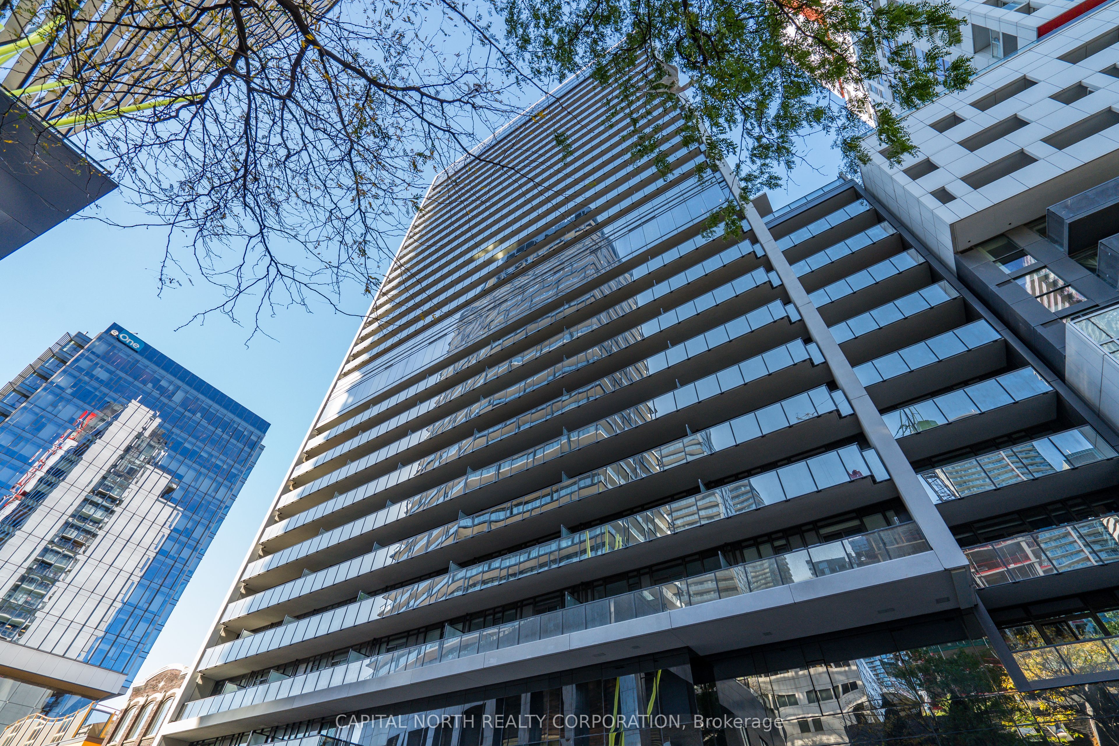 330 Richmond Street W 2807, Toronto, On M5v 0m4