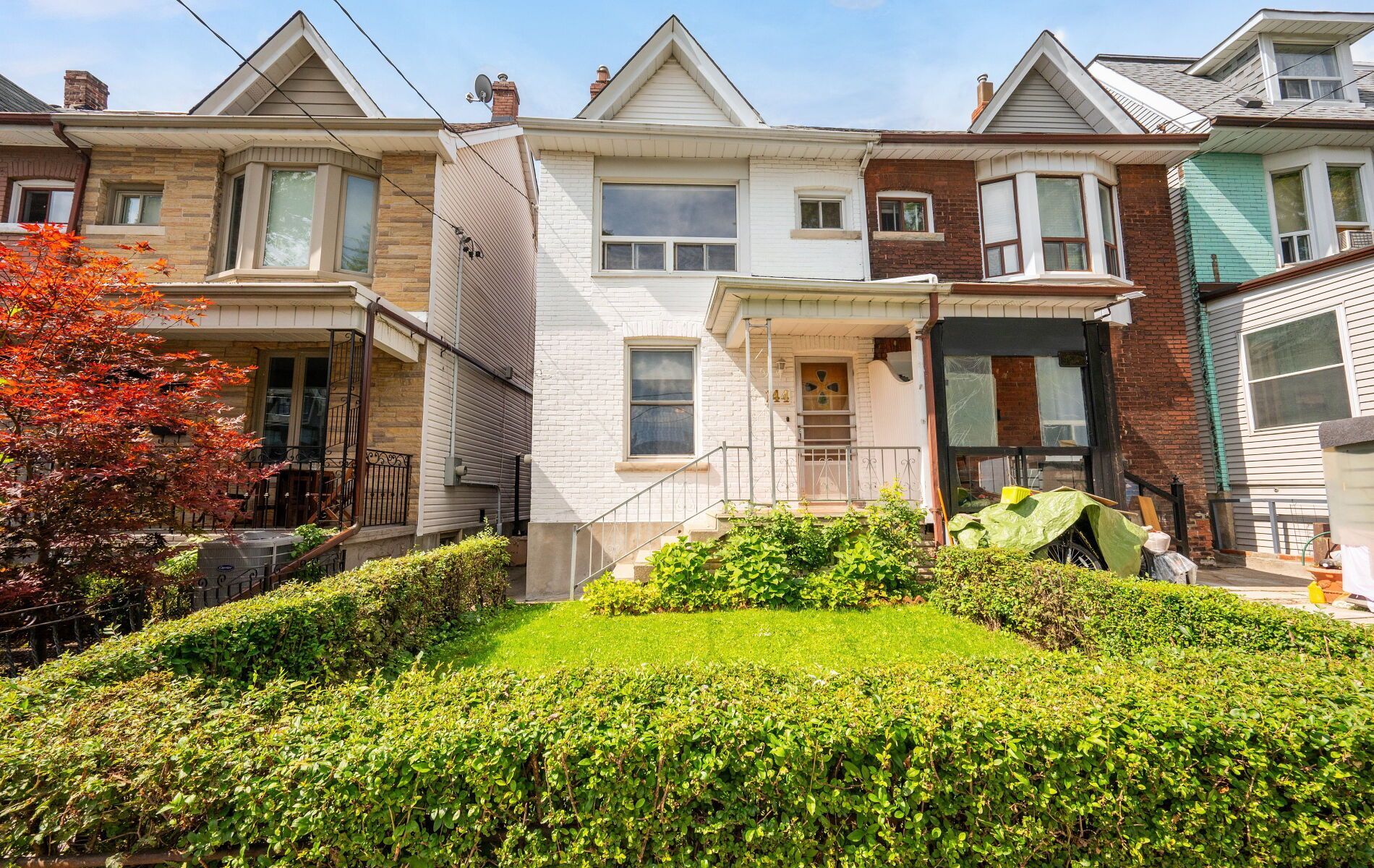 144 Bellwoods Avenue, Toronto, On M6j 2p4