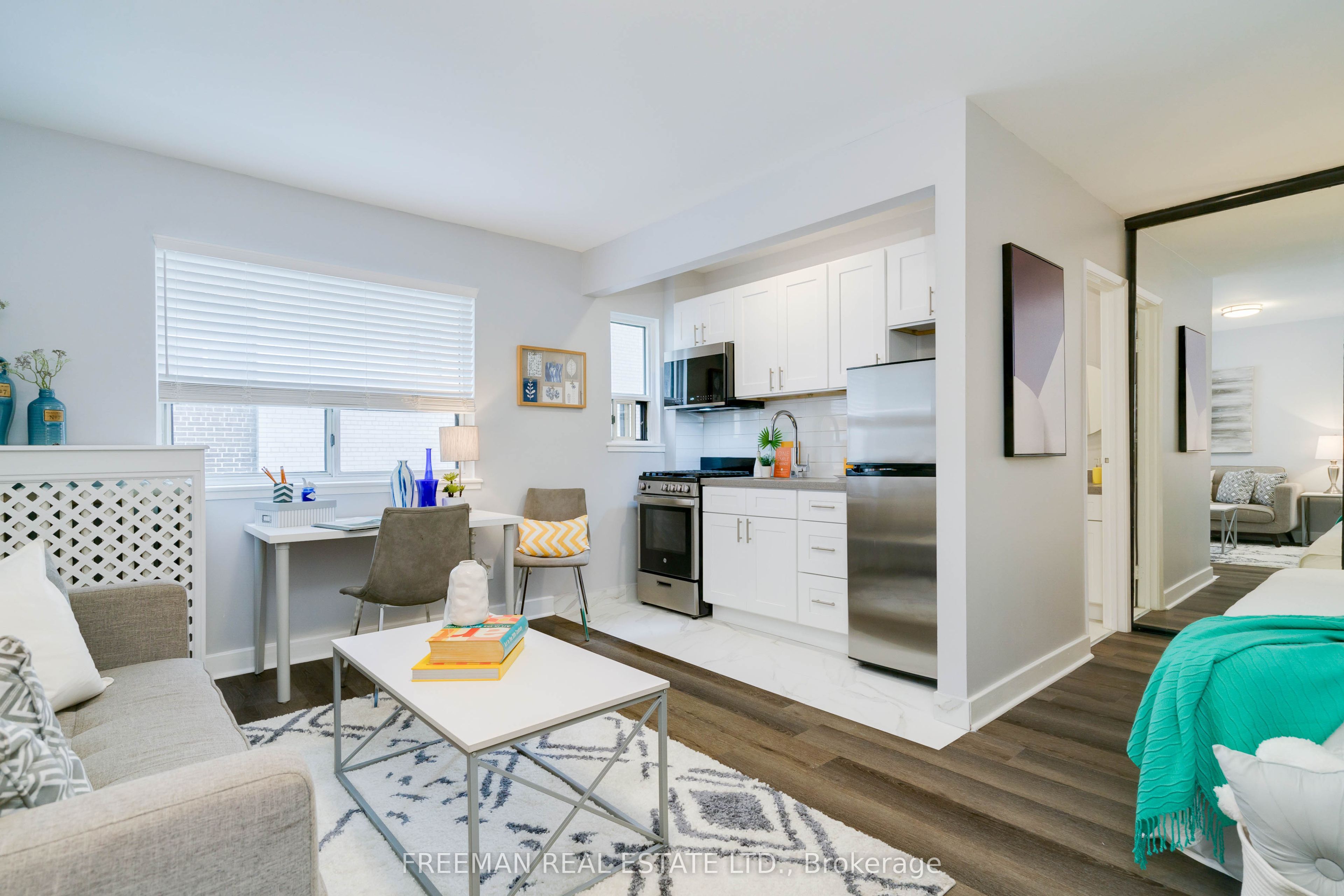 214 Wellesley Street 308, Toronto, On M4x 1g2