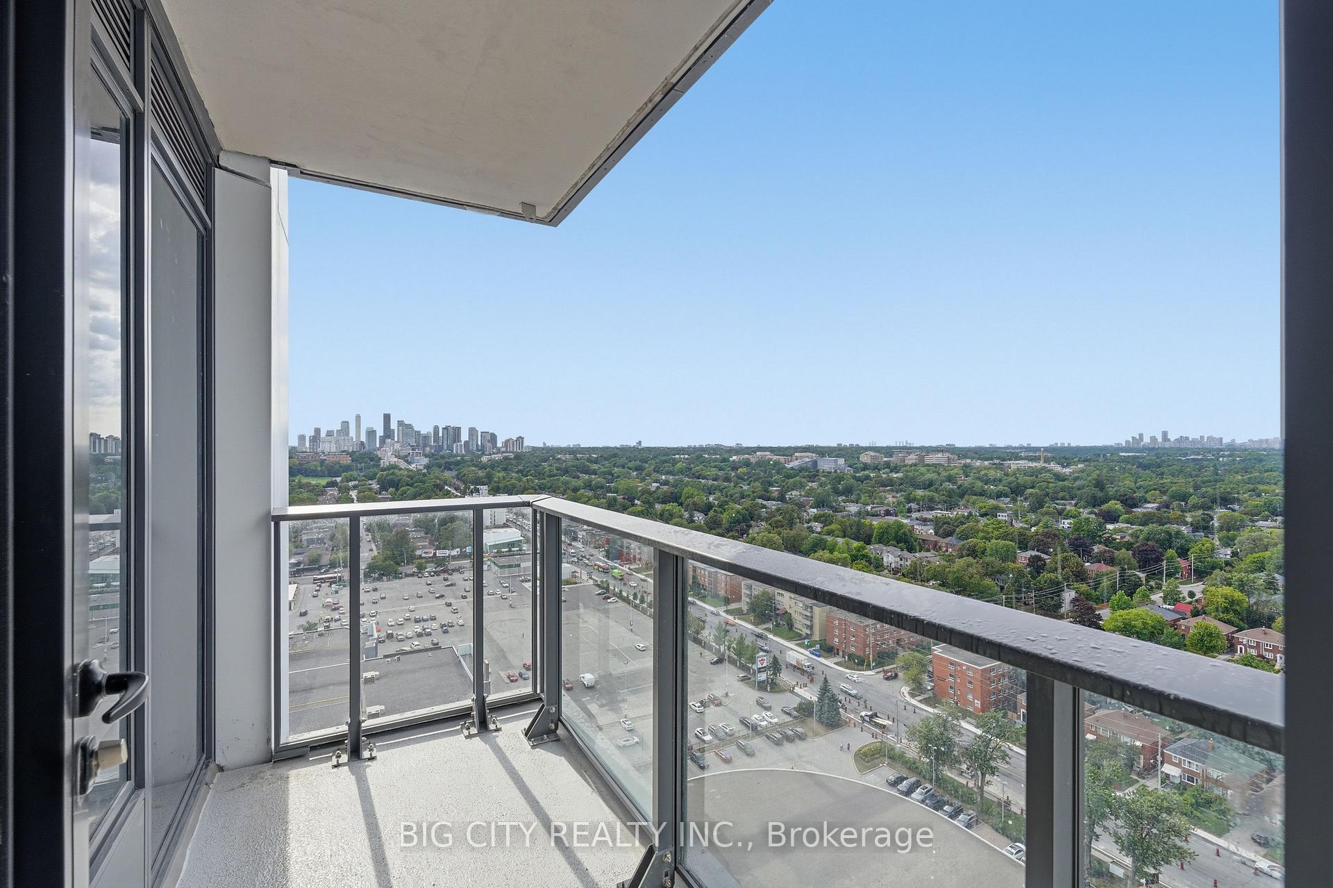 25 Frederick Todd Way 2104, Toronto, On M4g 0e8
