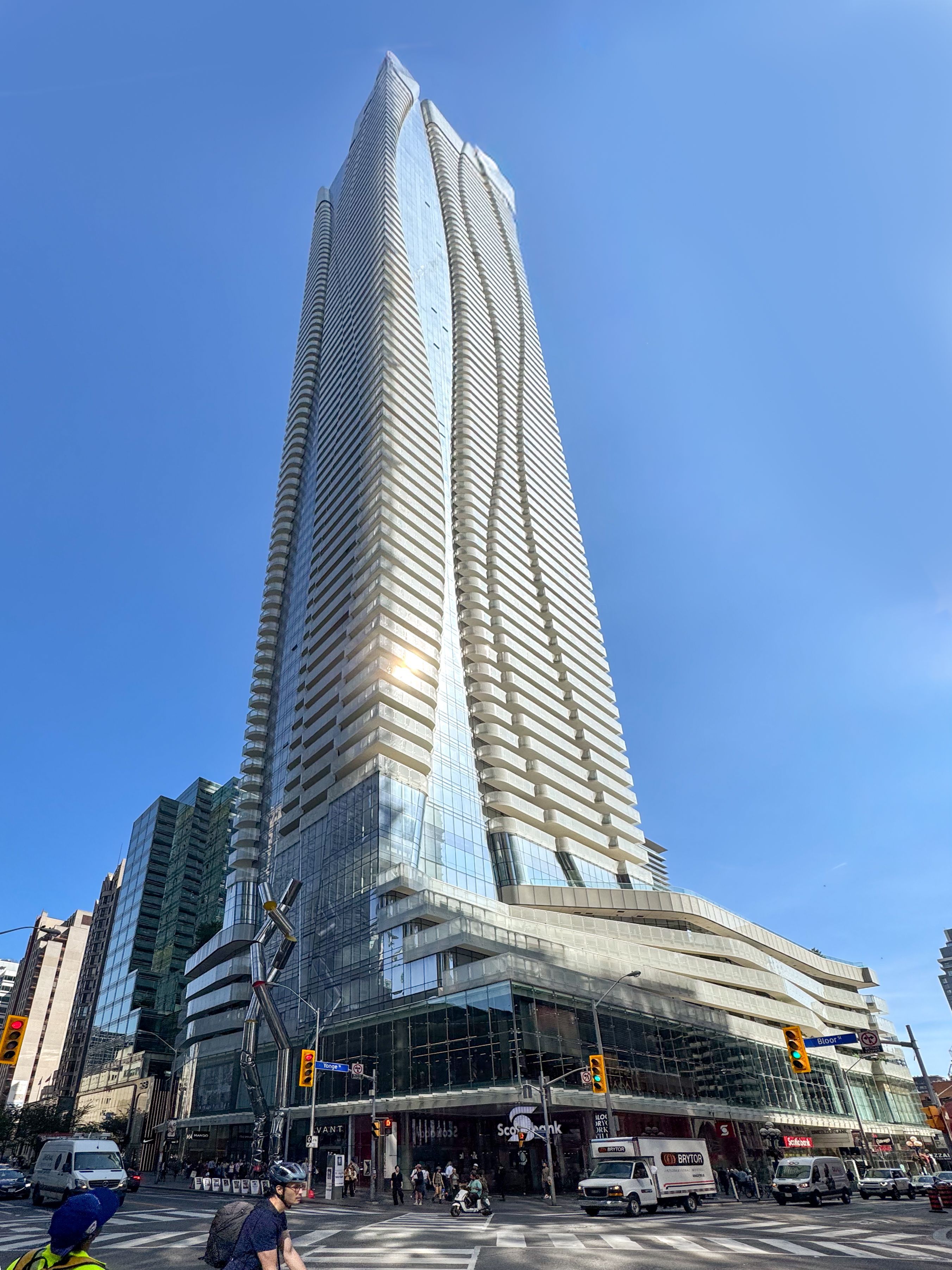 1 Bloor Street E 6107, Toronto, On M4w 0a8