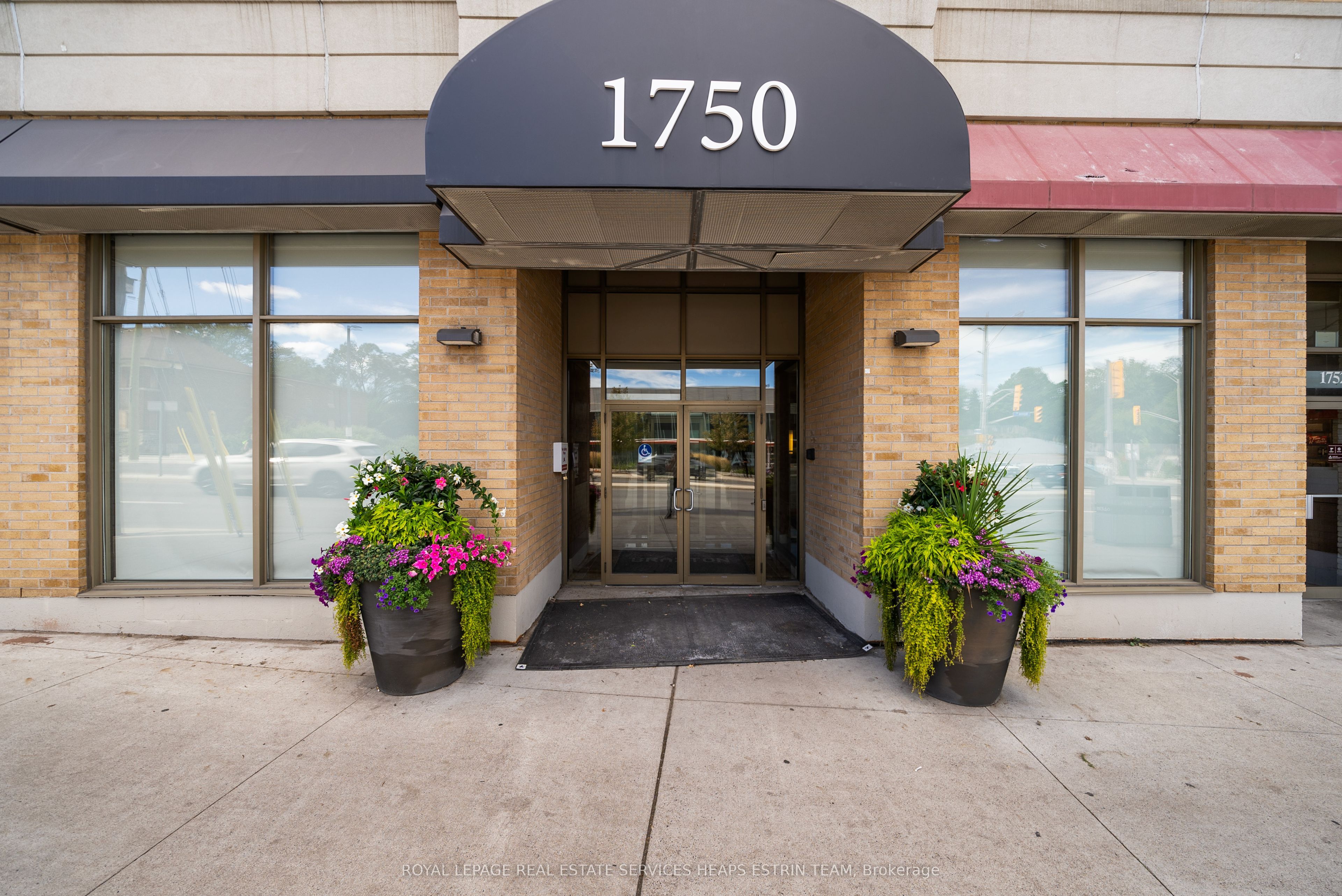 1750 Bayview Avenue 408, Toronto, On M4g 4h6