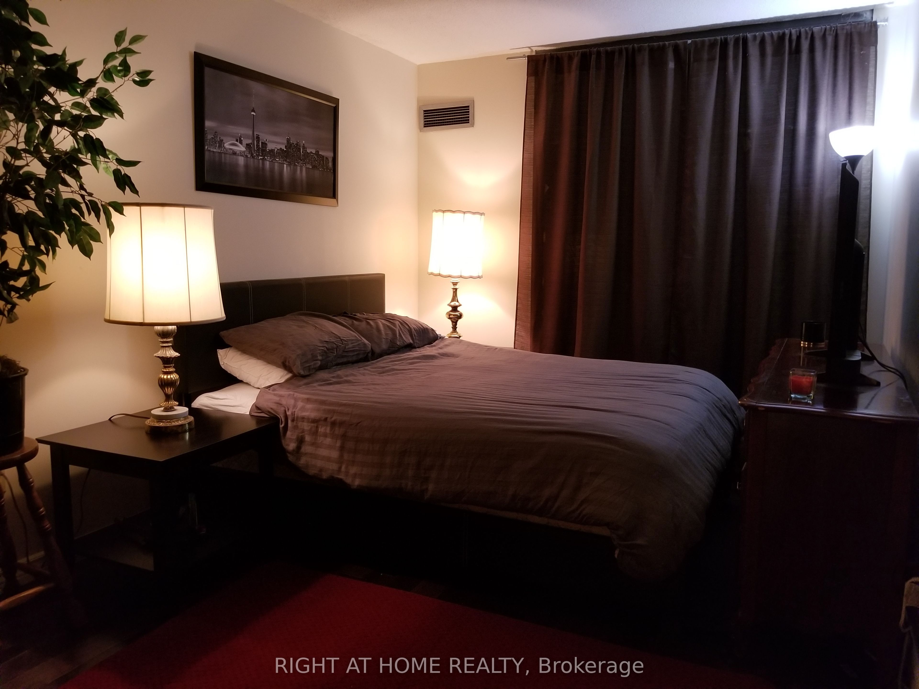 45 Carlton Street 408, Toronto, On M5b 2h9