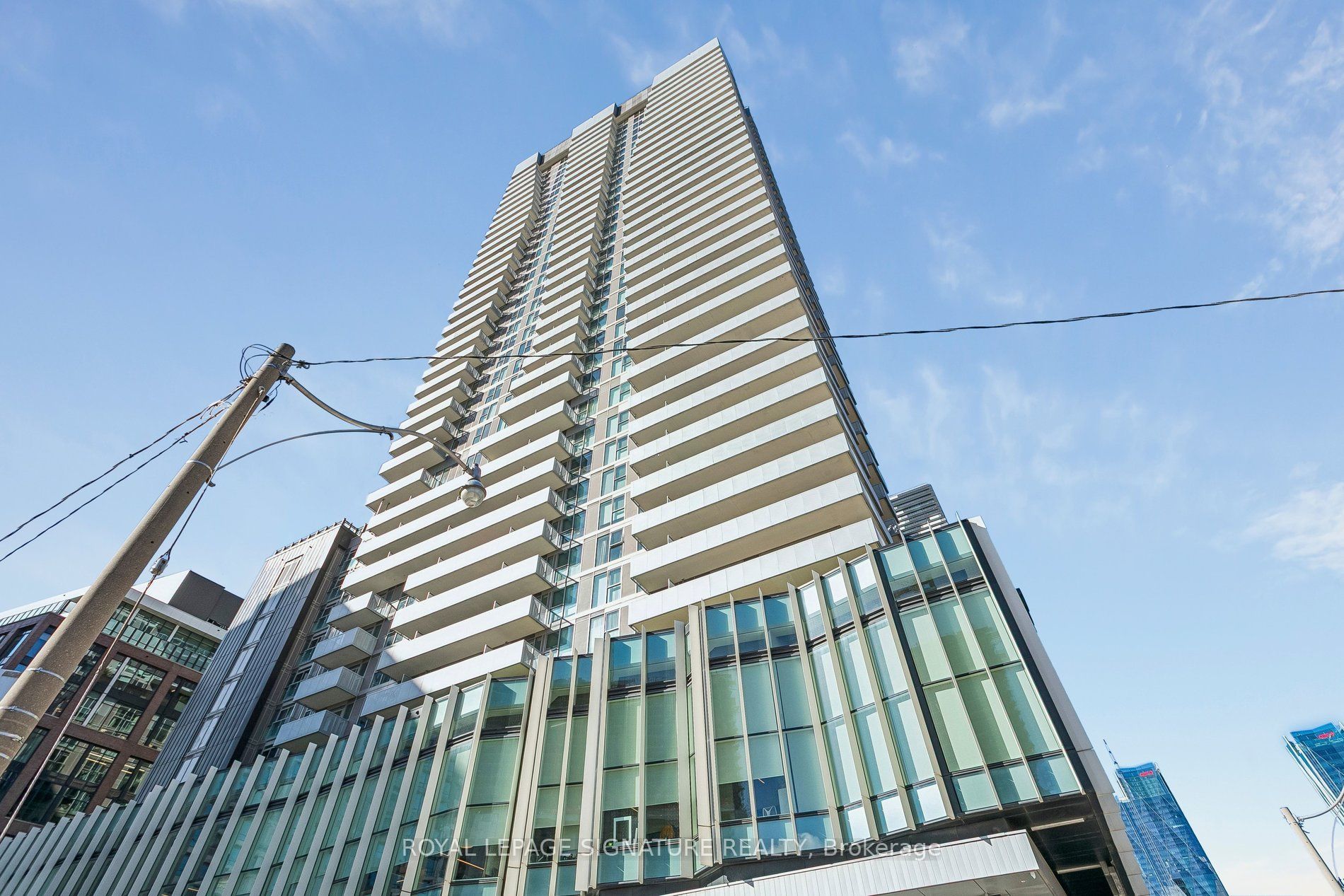 20 Richardson Street 2403, Toronto, On M5a 0s6