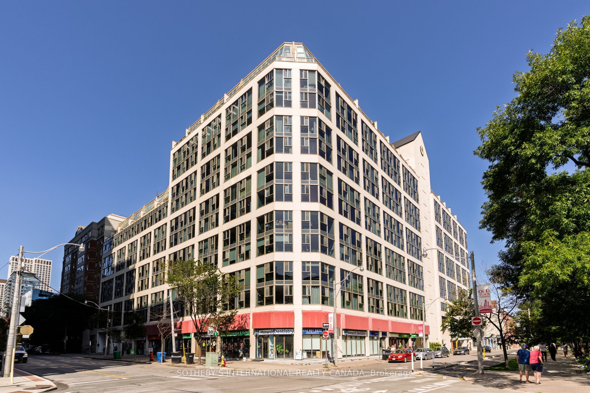 222 The Esplanade 907, Toronto, On M5a 4m8