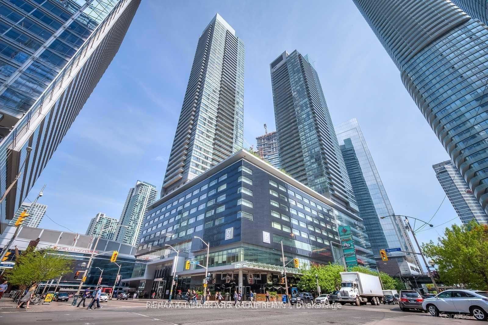 55 Bremner Boulevard 1504, Toronto, On M5j 0a6