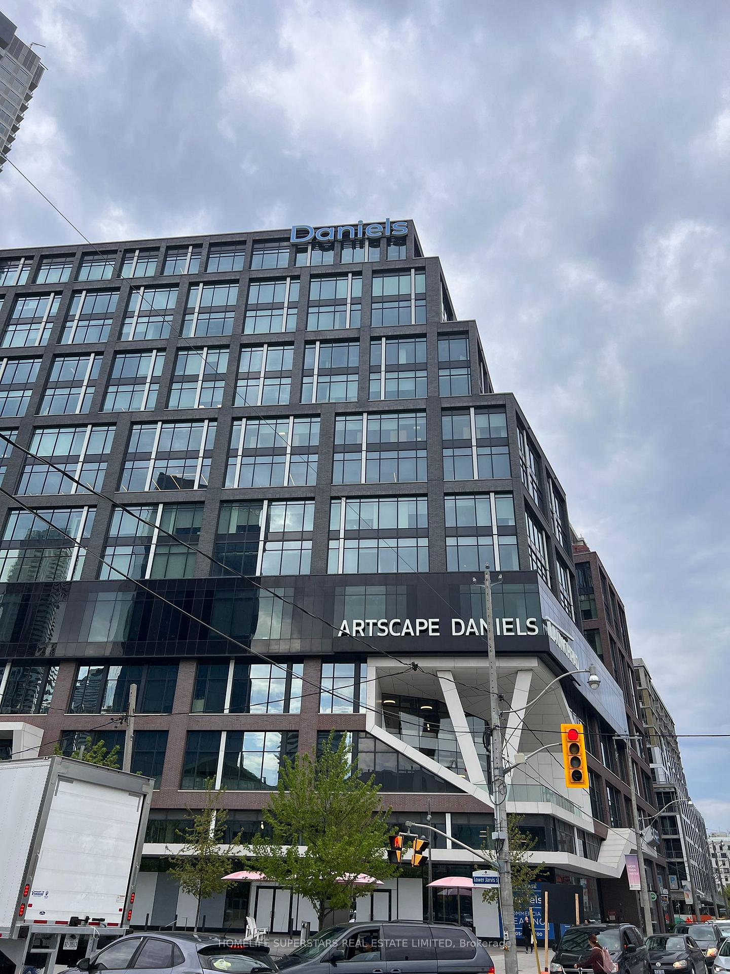 130 Queens Quay E 717, Toronto, On M5a 0p6
