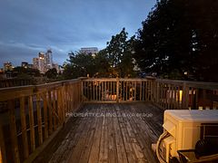 25 Dupont Street 3, Toronto, On M5r 1v3