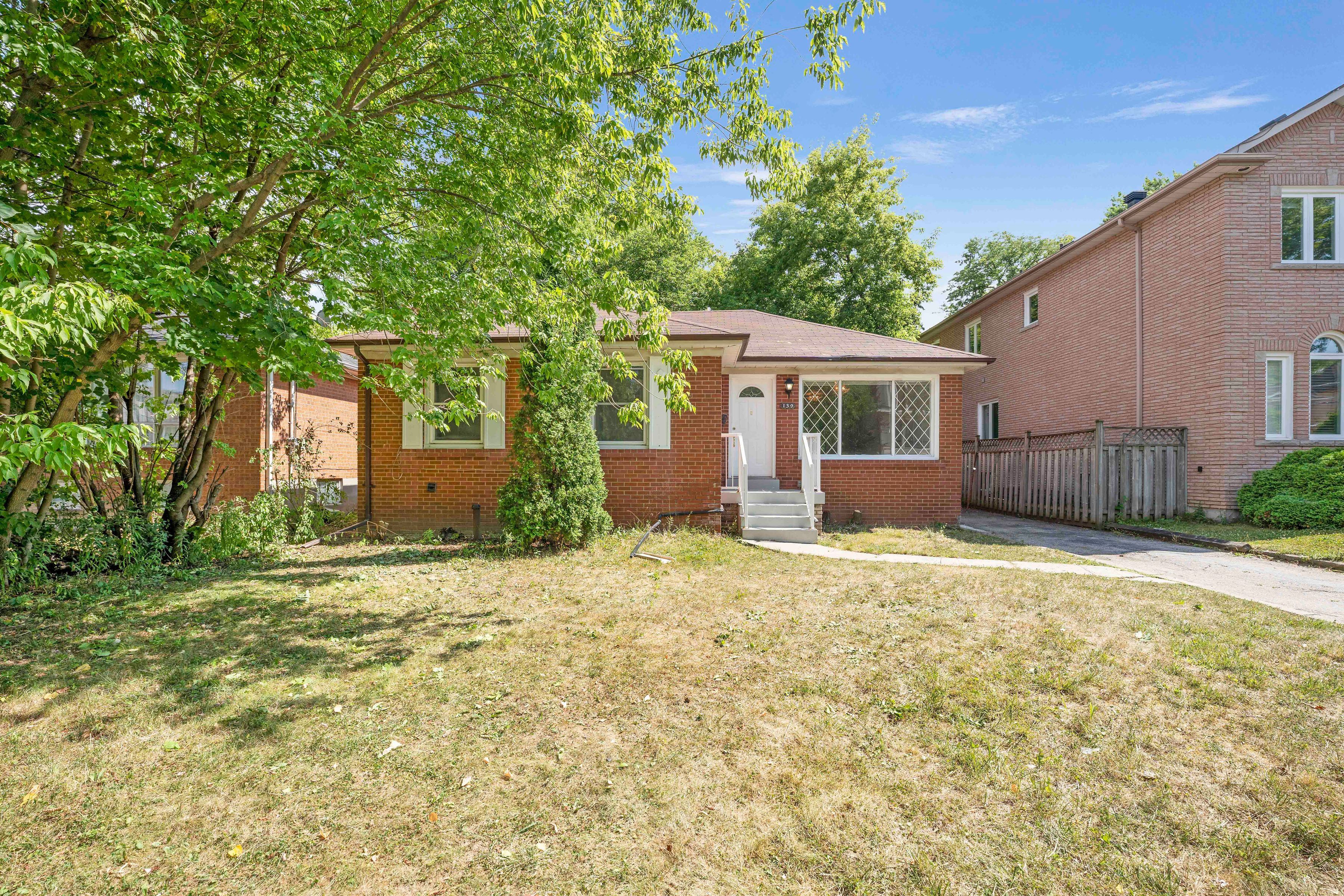 139 Mckee Avenue Entire, Toronto, On M2n 4c5