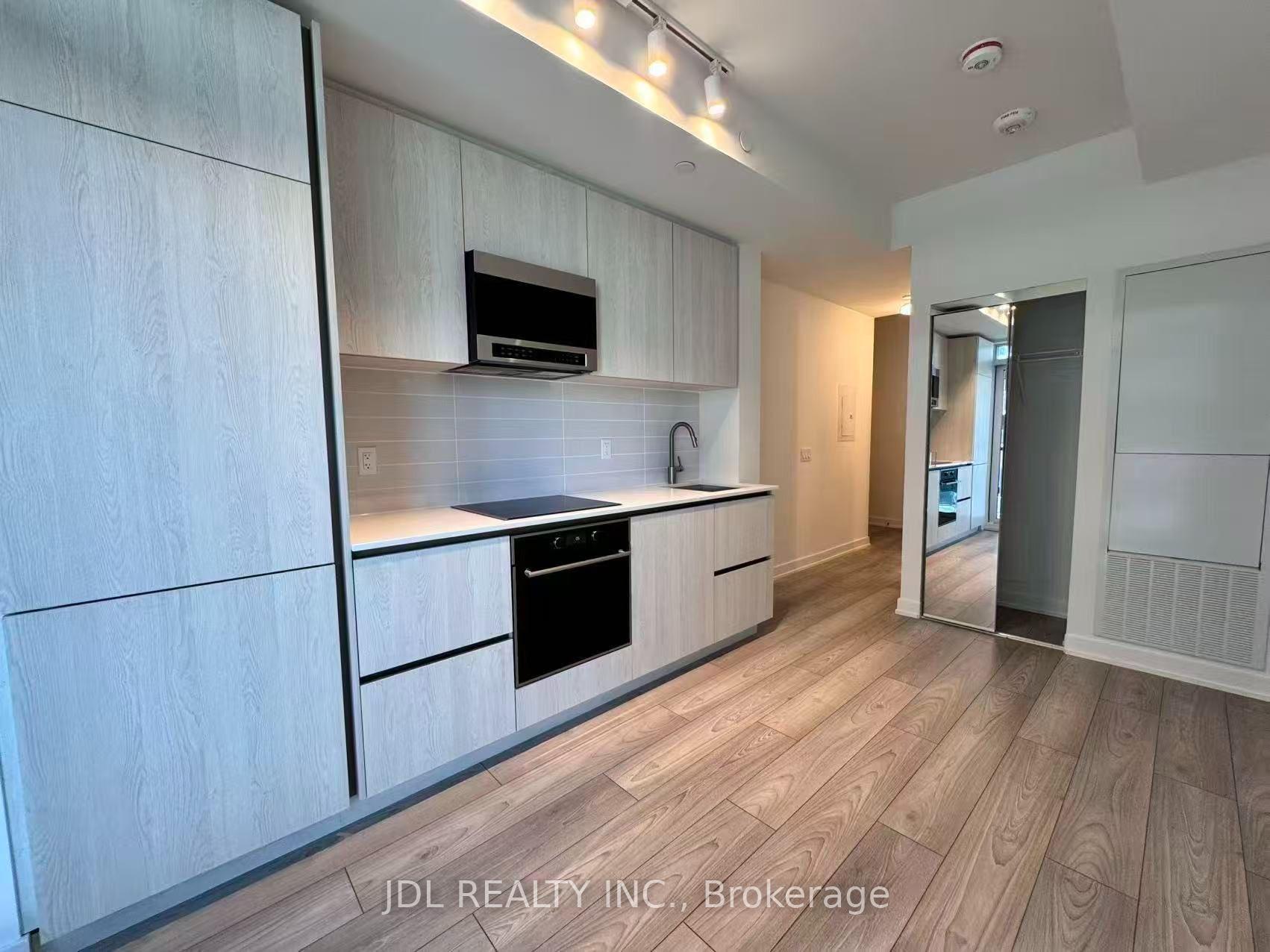 110 Broadway Avenue 1107, Toronto, On M4p 1v7