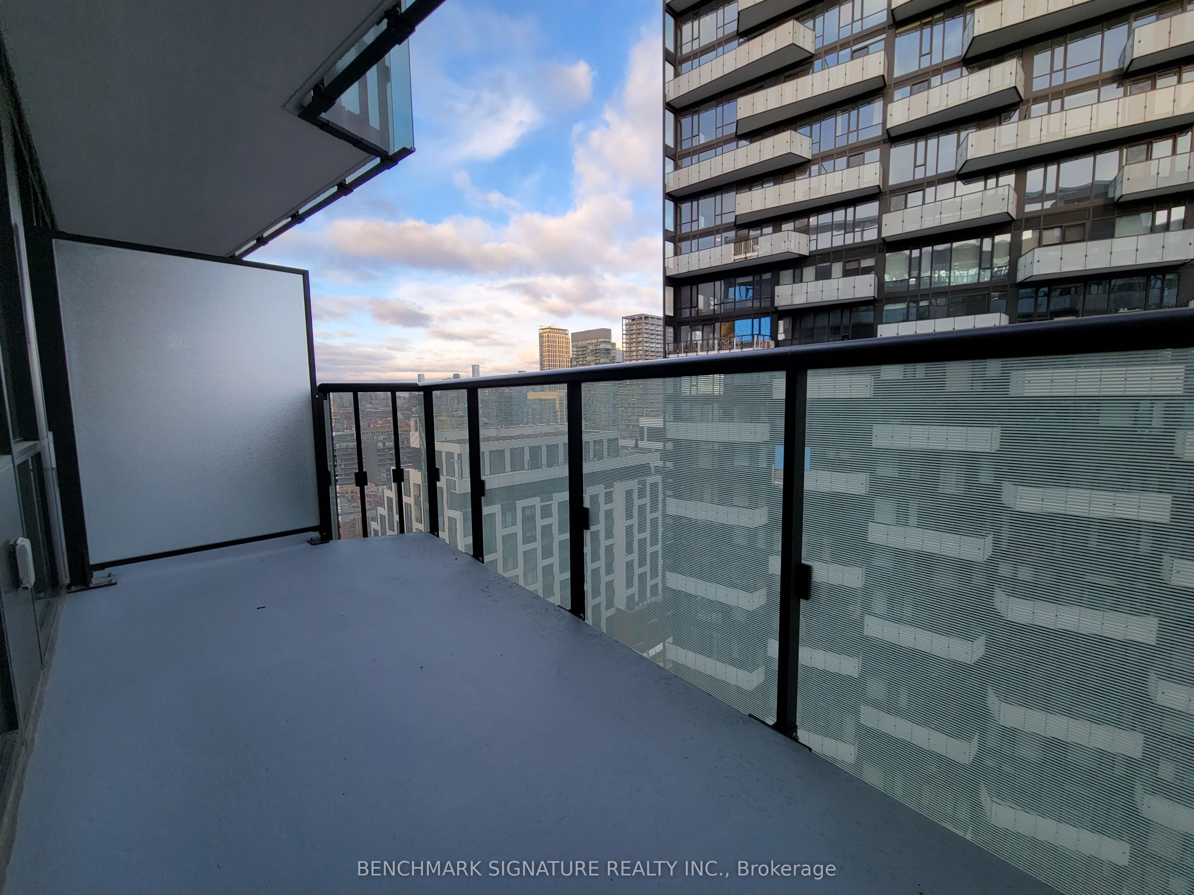 480 Front Street W 1809, Toronto, On M5v 0v5