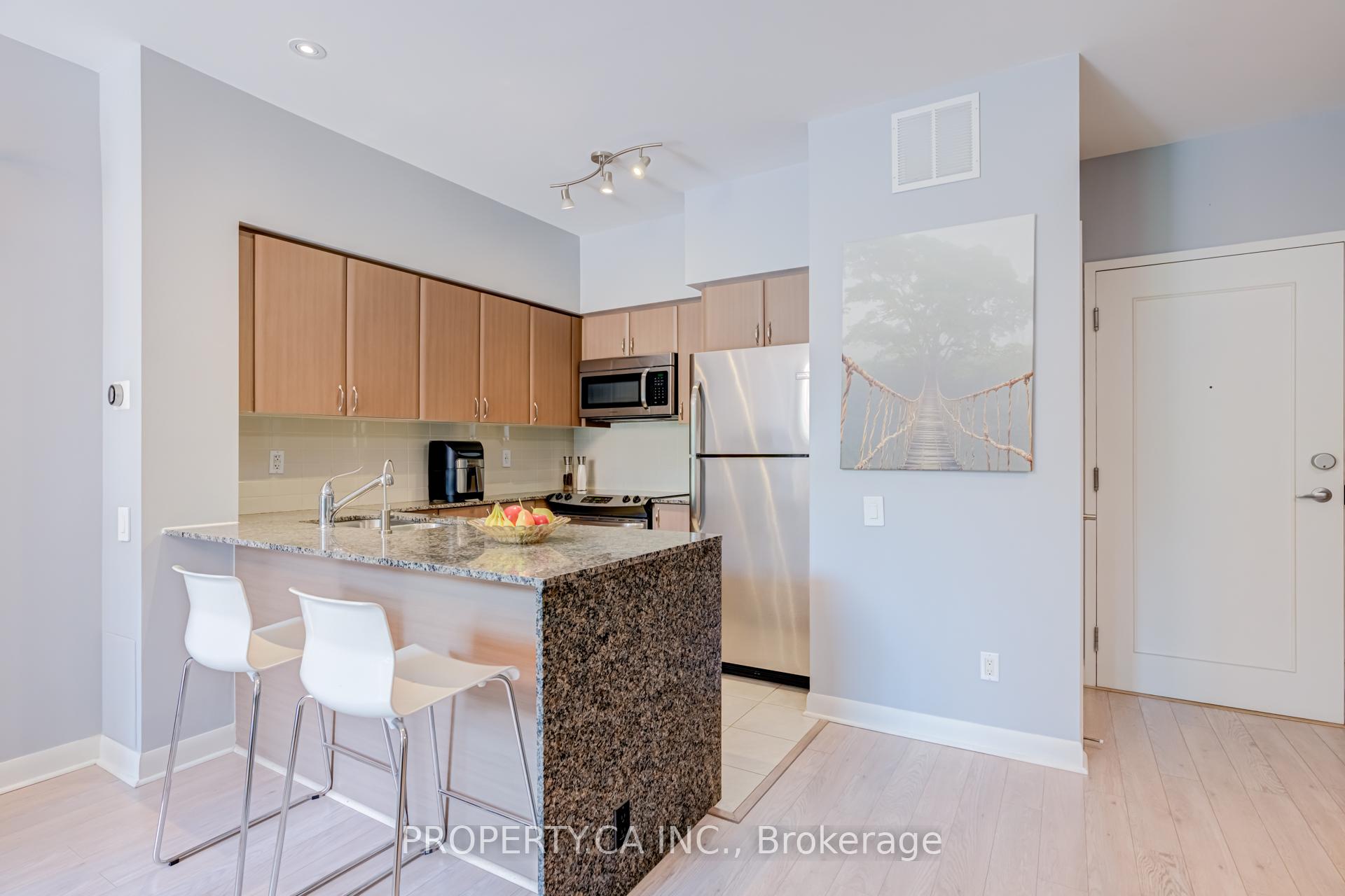 525 Wilson Avenue 118, Toronto, On M3h 0a7