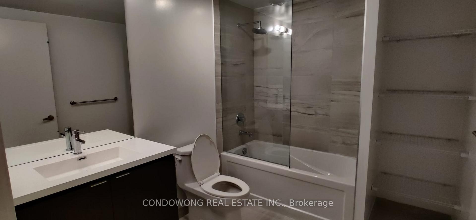 55 Cooper Street 5803, Toronto, On M5e 0g1