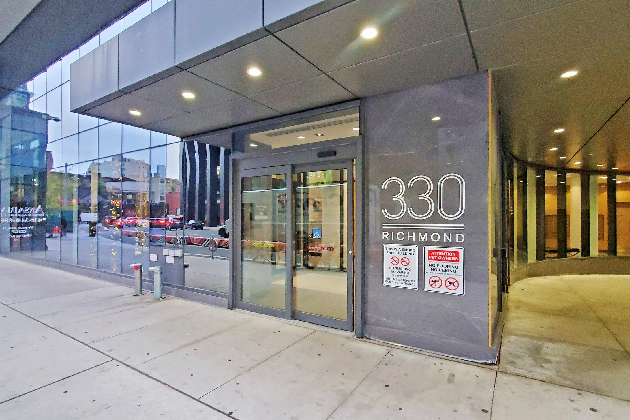 330 Richmond Street W 505 Second Br Only, Toronto, On M5v 0m4