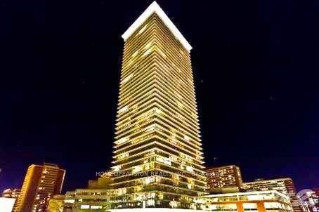 33 Charles Street E 2008, Toronto, On M4y 1r9
