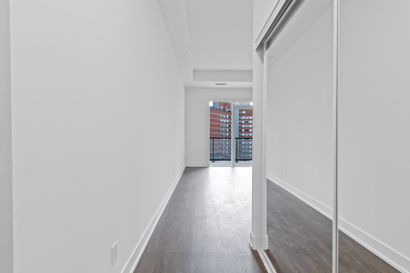 308 Jarvis Street 705, Toronto, On M5b 0e3