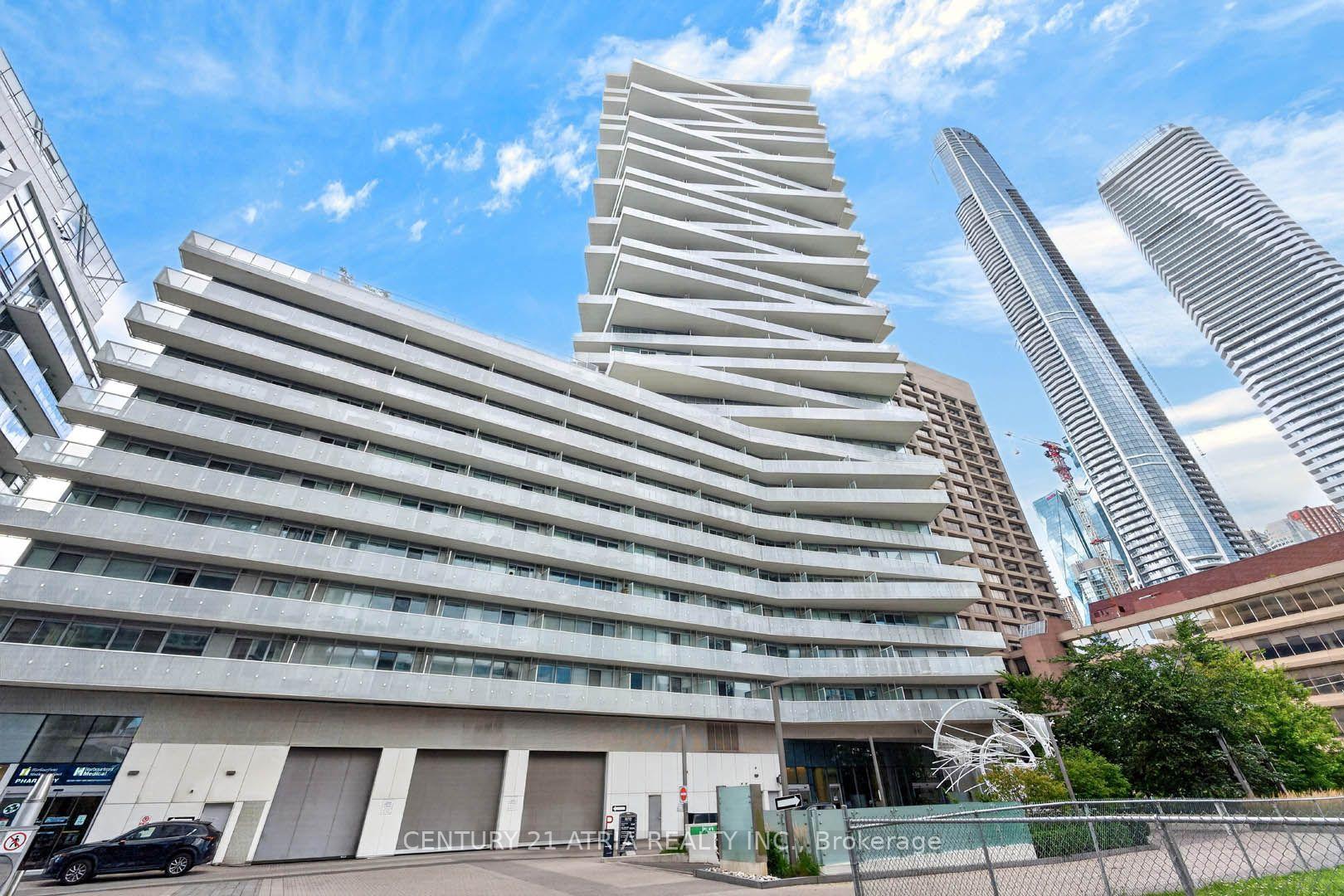 15 Queens Quay E 1108, Toronto, On M5e 0c5