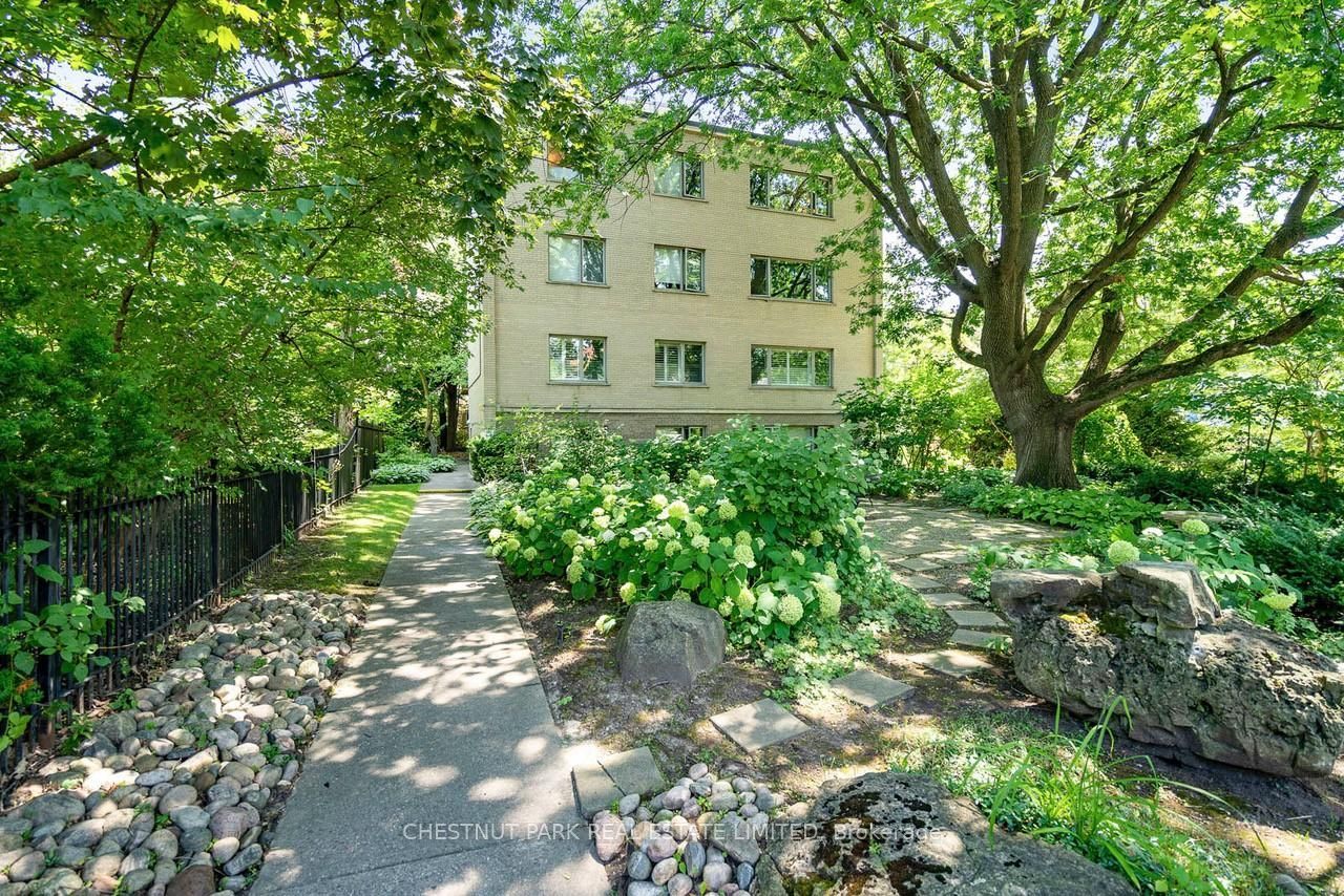 31 Rosedale Road 103, Toronto, On M4w 2p5
