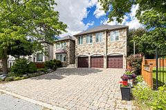176 Elmwood Avenue, Toronto, On M2n 3m4