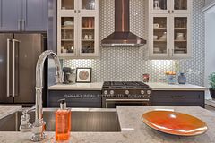 316 Brock Avenue, Toronto, On M6k 2m4