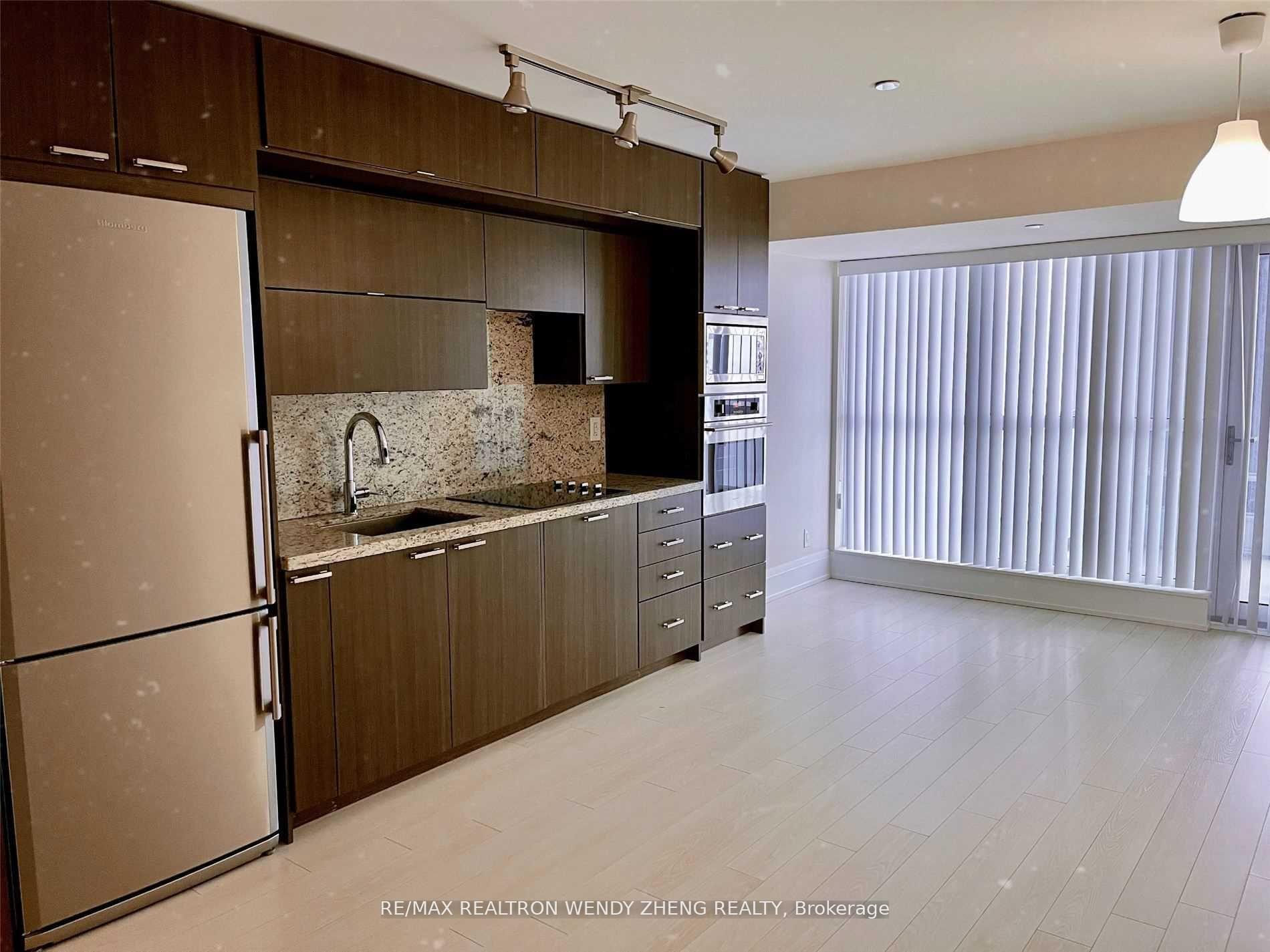 120 Harrison Garden Boulevard 820, Toronto, On M2n 0c2