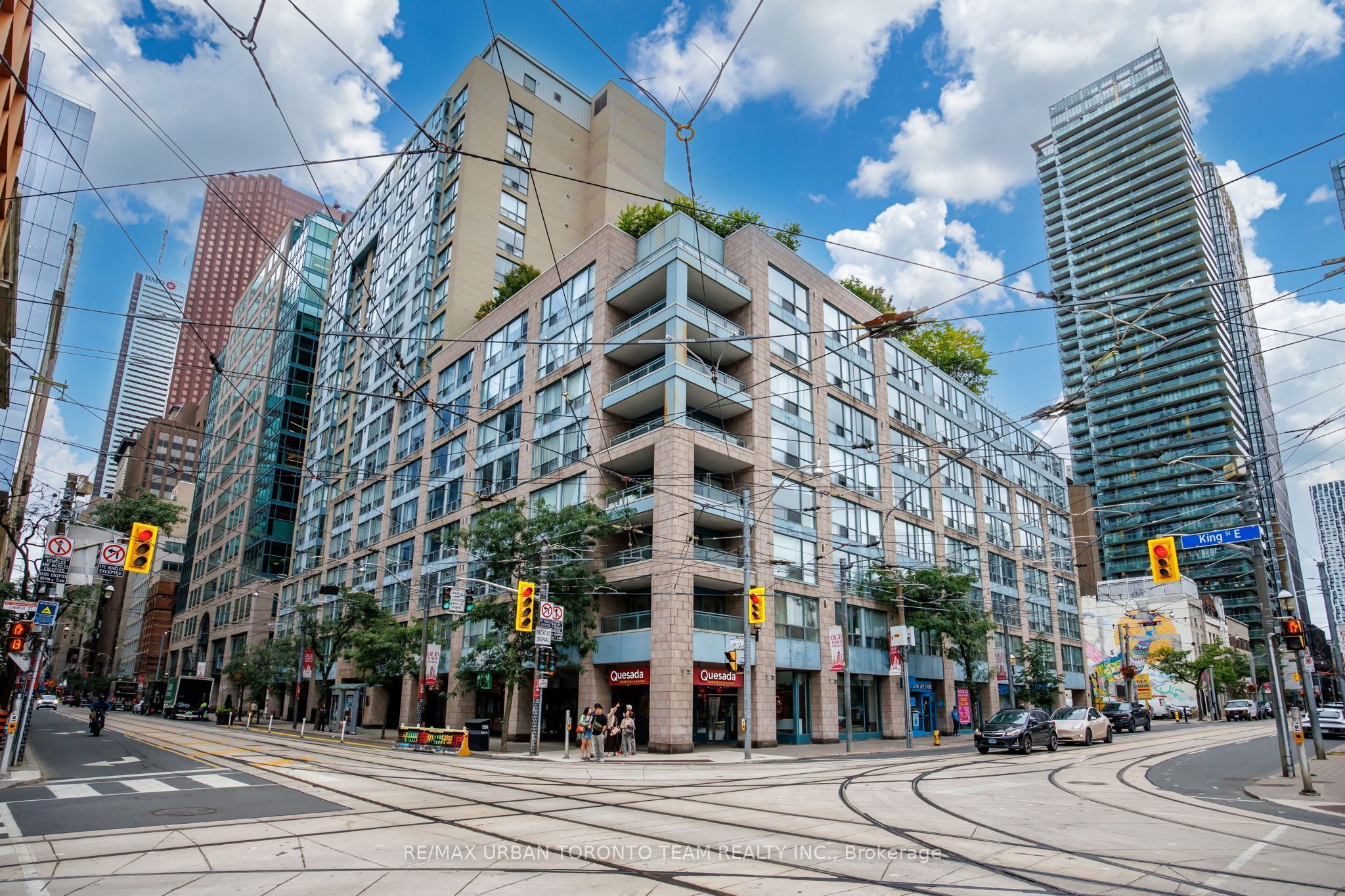 92 King Street E 418, Toronto, On M5c 2v8