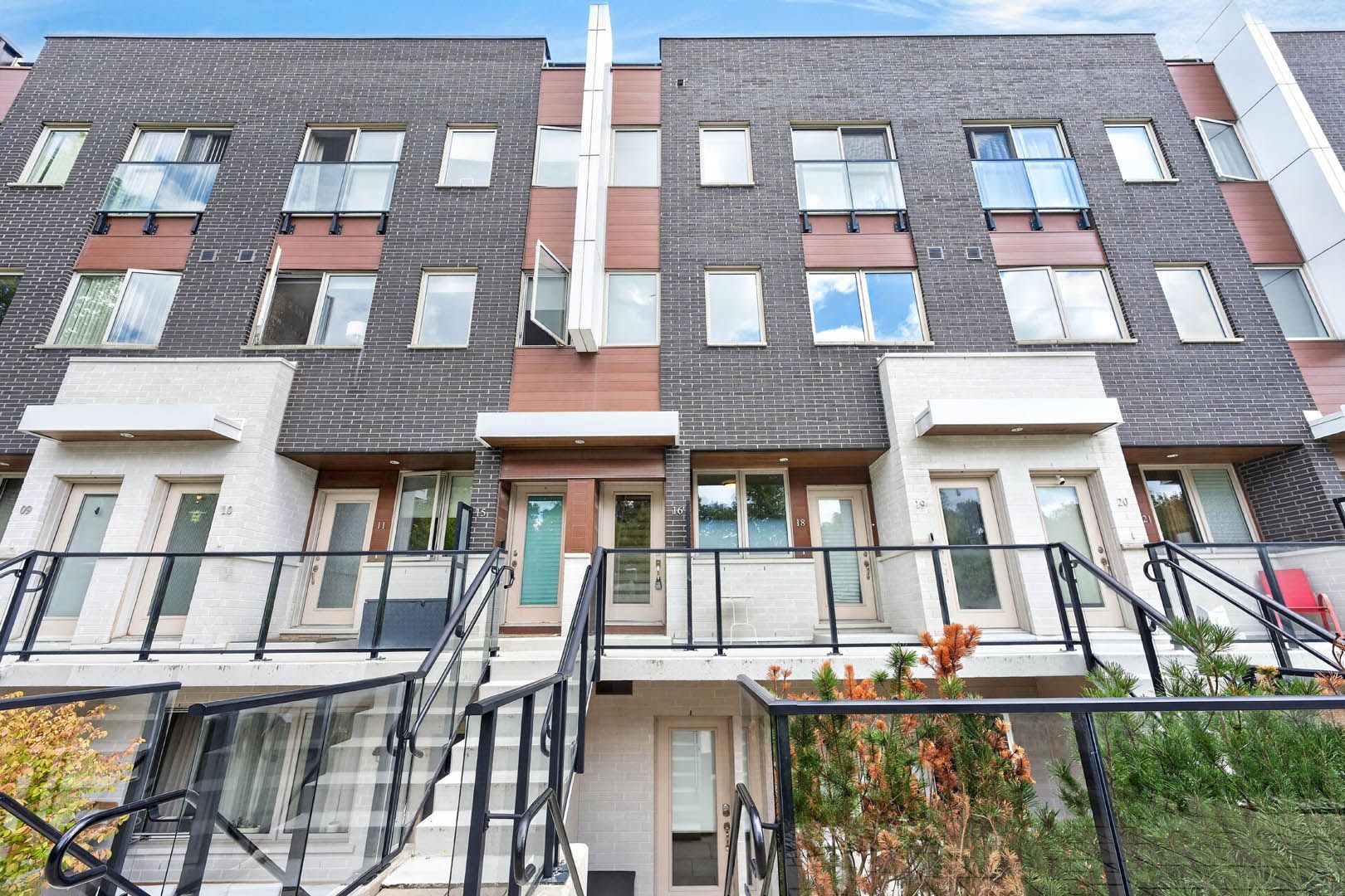 780 Sheppard Avenue E 16, Toronto, On M2k 0e8