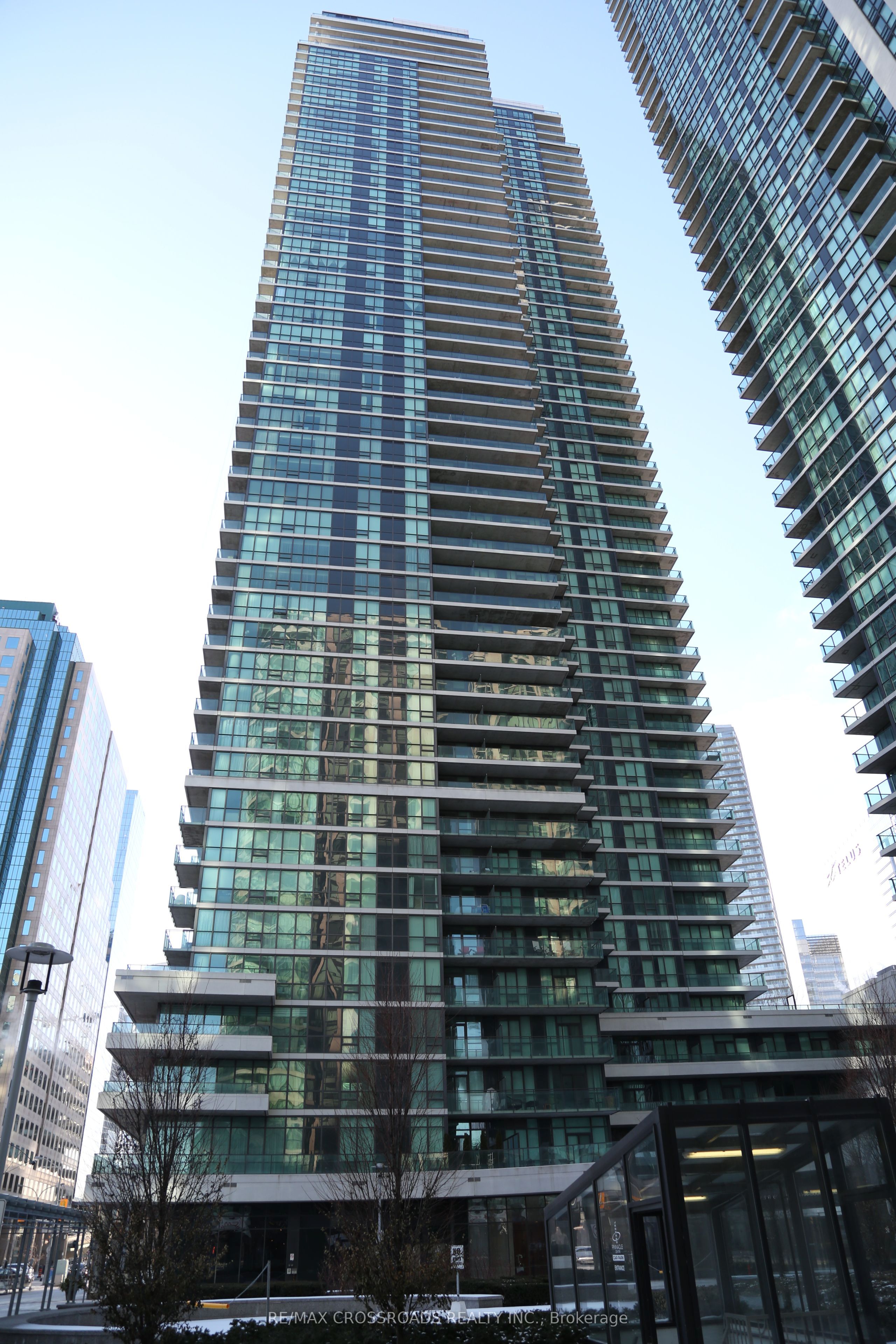 33 Bay Street 1805, Toronto, On M5j 2z3