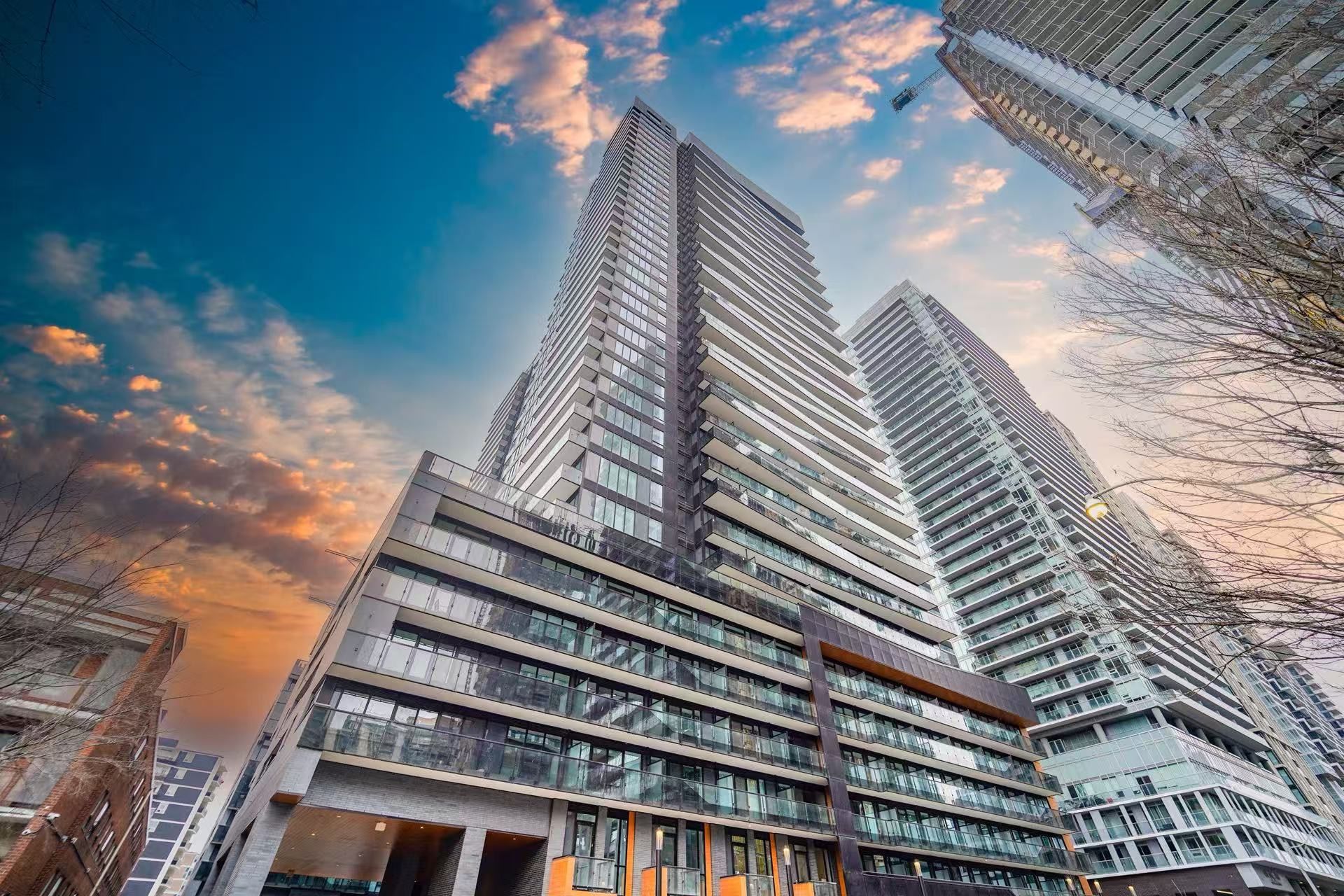 117 Broadway Avenue 1111, Toronto, On M4p 1v3