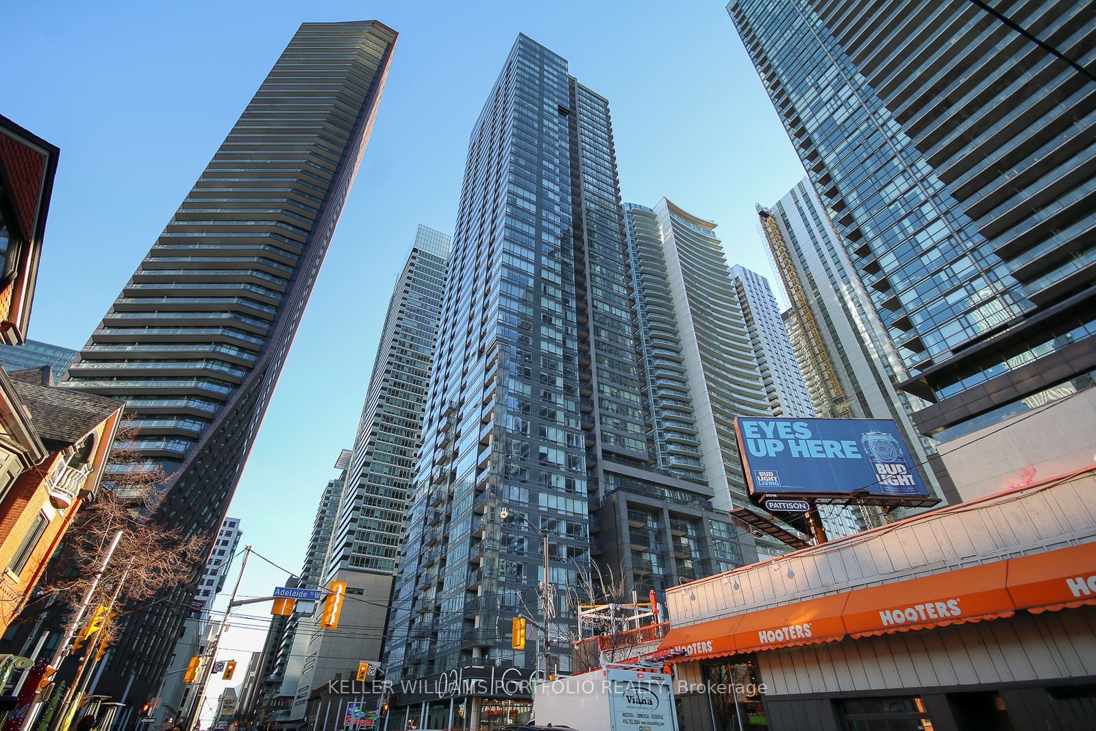 295 Adelaide Street W 3411, Toronto, On M5v 0l4