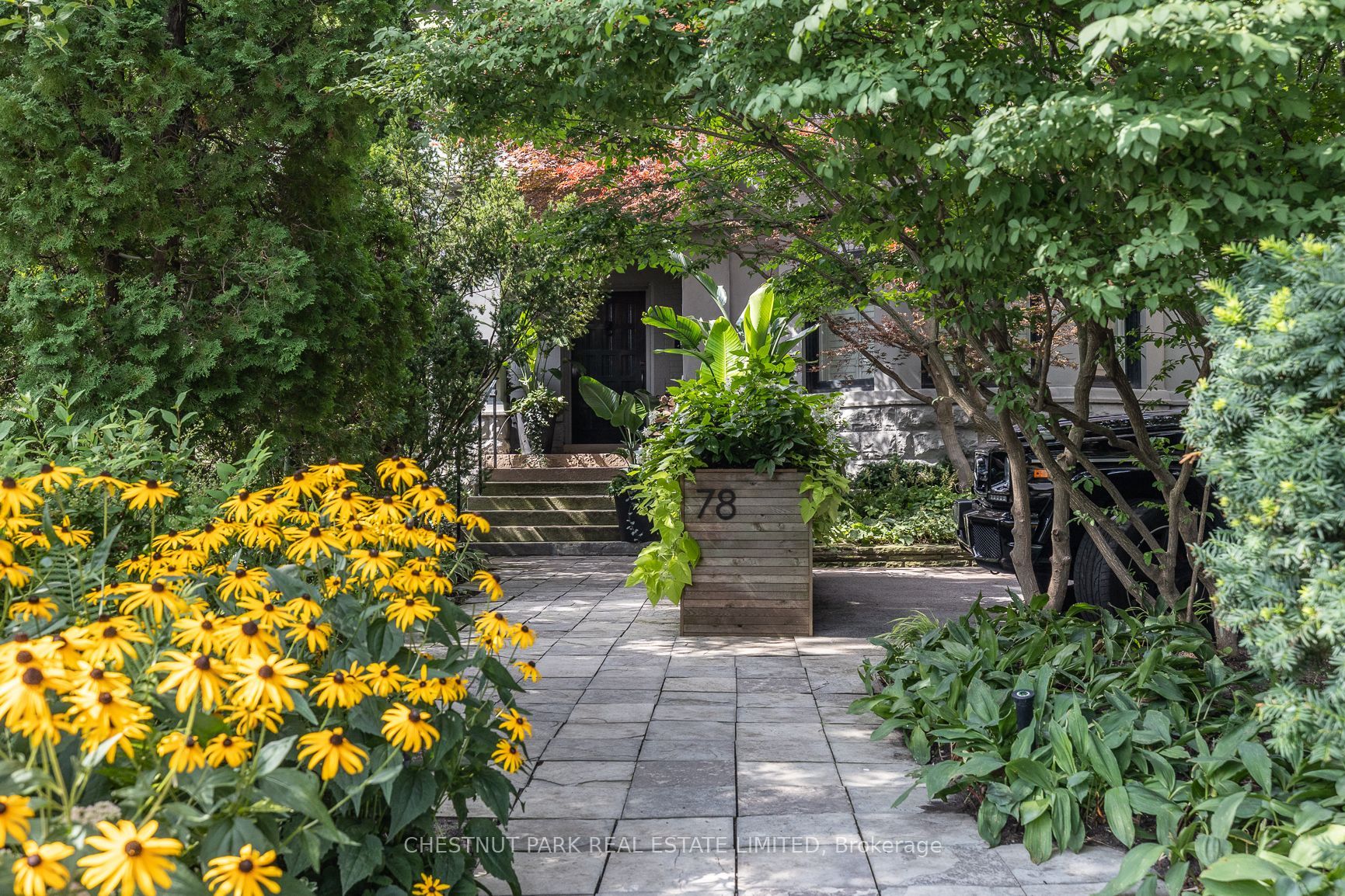 78 Crescent Road 2, Toronto, On M4w 1t5