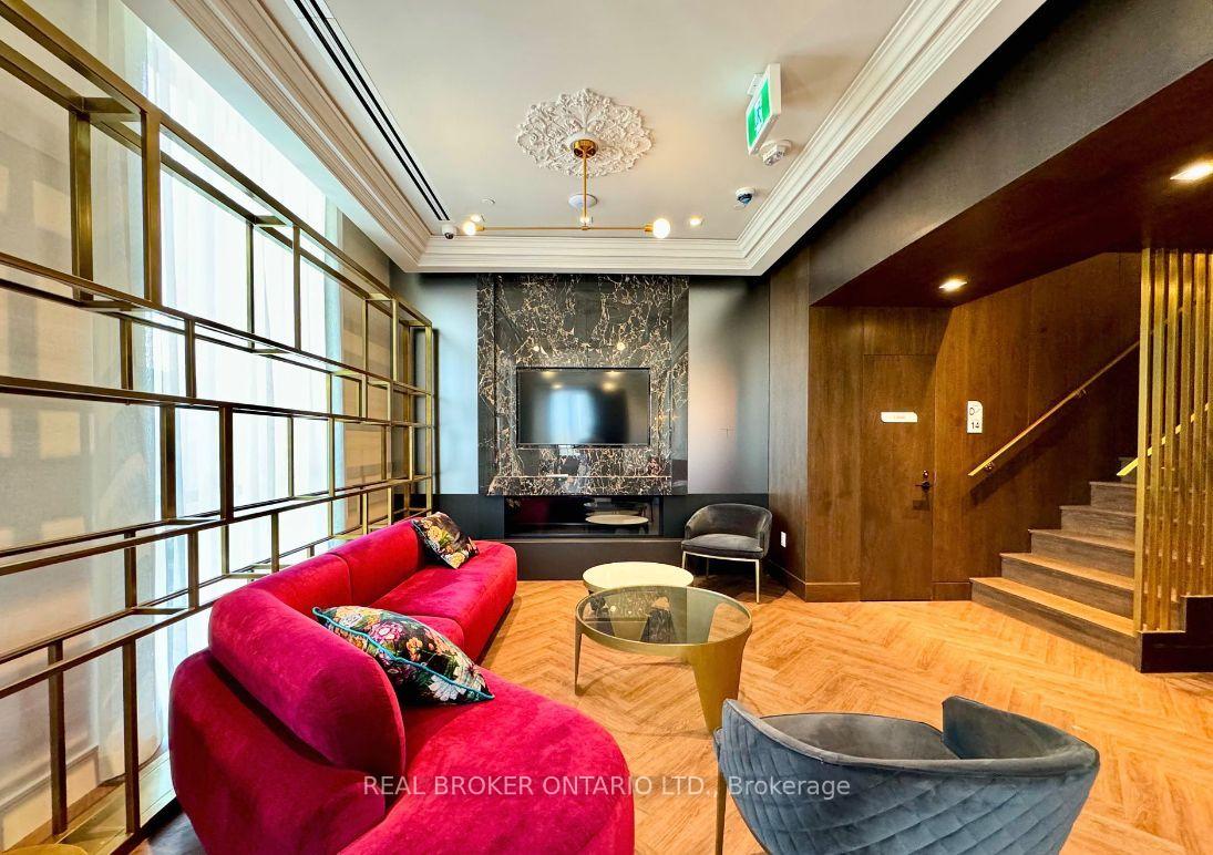 123 Portland Street 1006, Toronto, On M5v 0v9