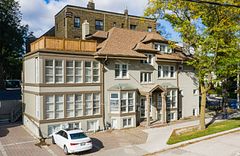 12 Lawton Boulevard 102- B, Toronto, On M4v 1z4