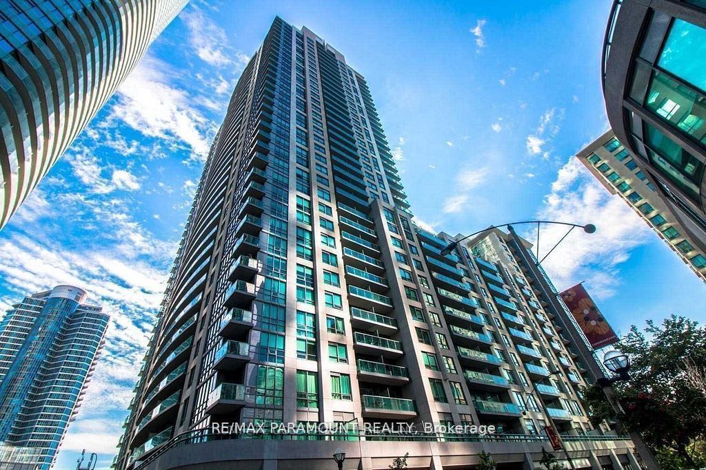 19 Grand Trunk Crescent 3803, Toronto, On M5j 3a3