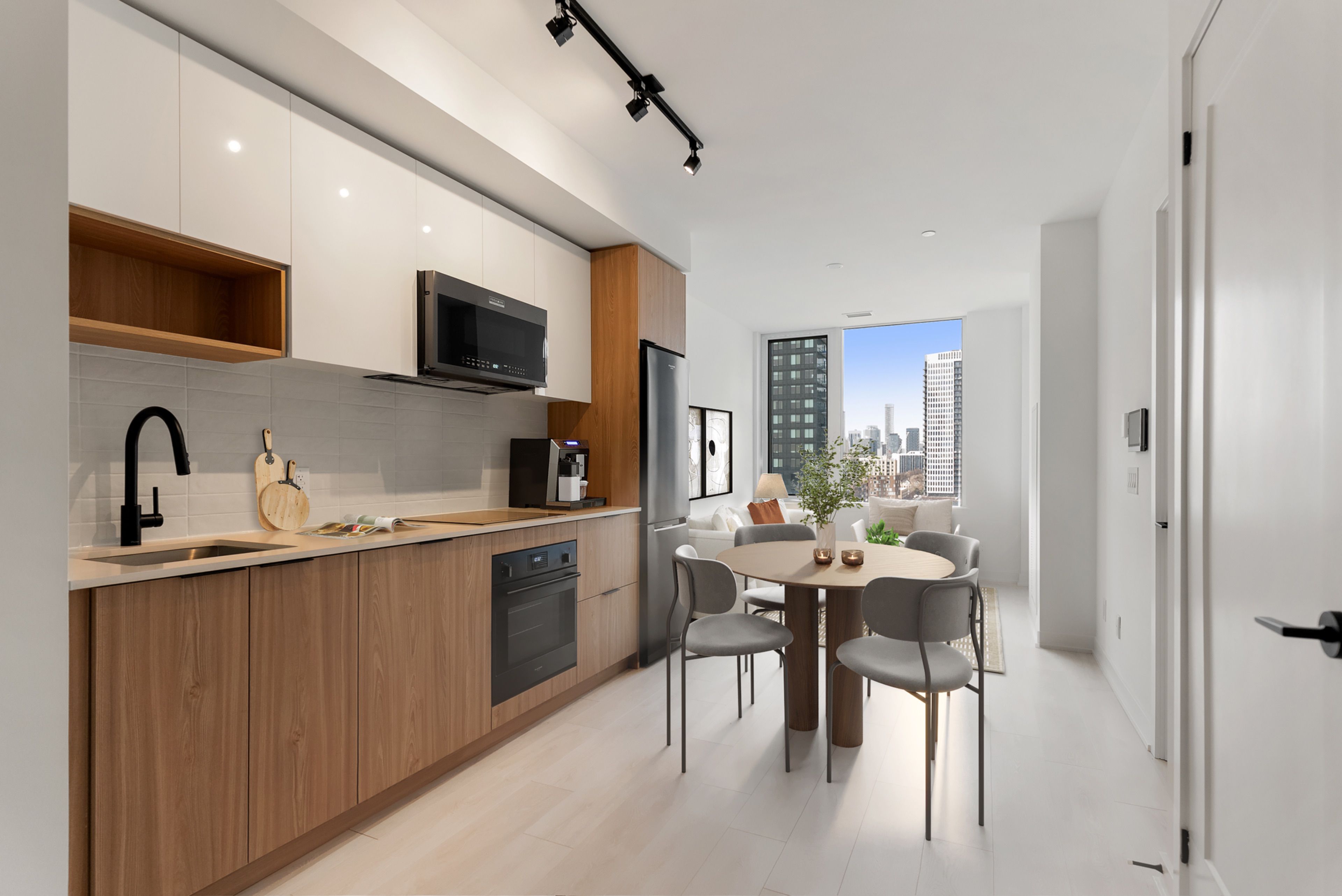 5 Defries Street 521, Toronto, On M5a 0w7