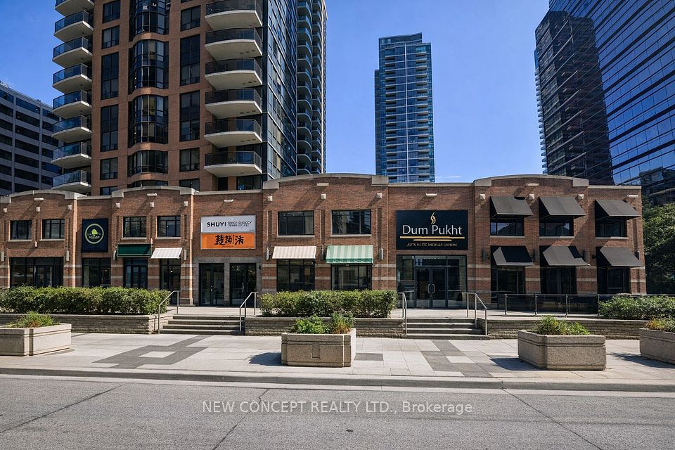 35 Sheppard Avenue E, Toronto, On M2n 2z8