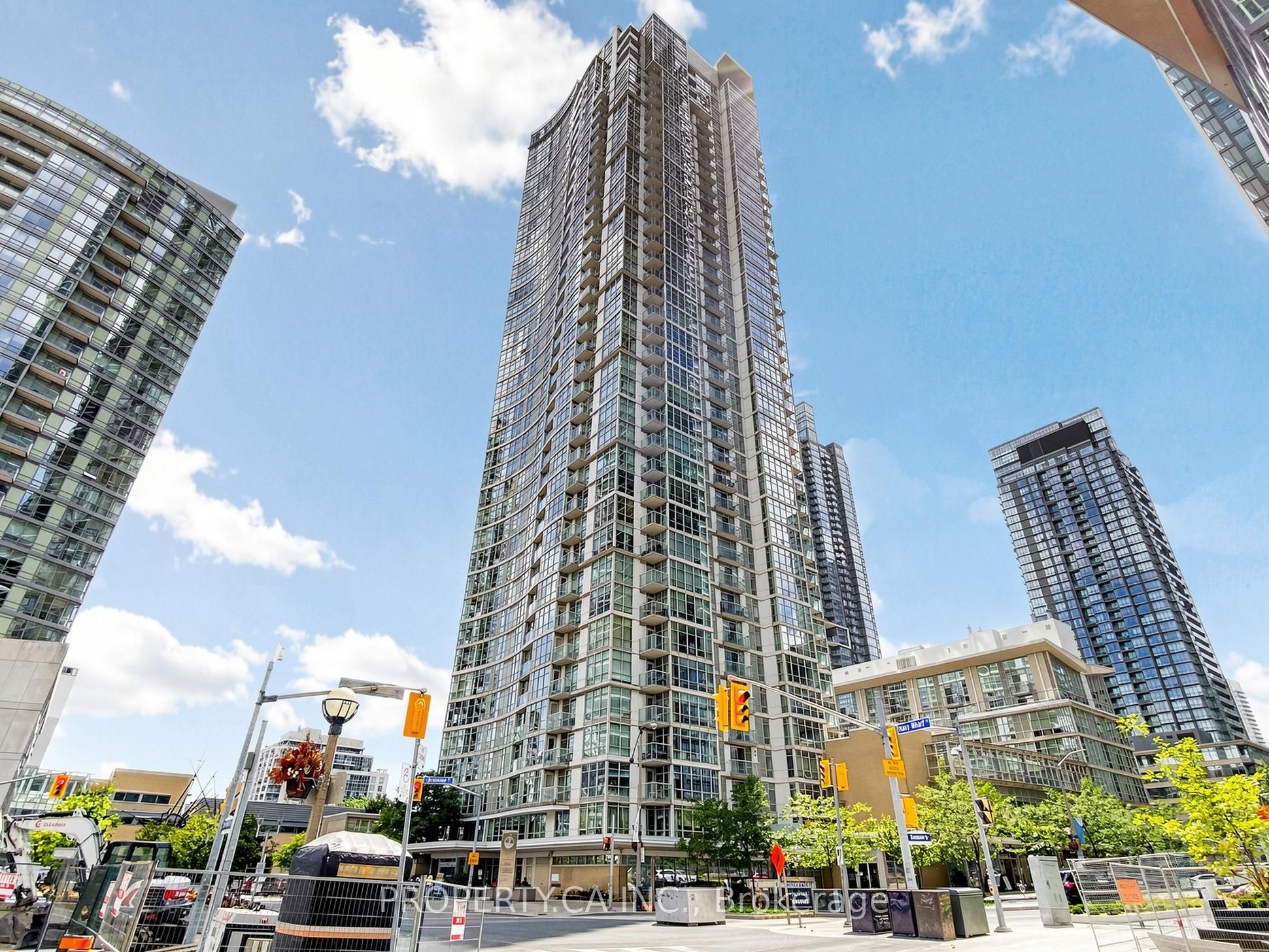 10 Navy Wharf Court 2505, Toronto, On M5v 3v2