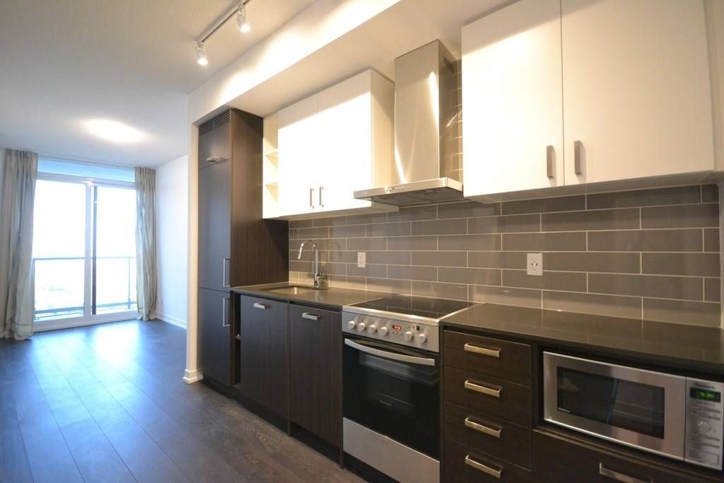 125 Redpath Avenue 2713, Toronto, On M4s 0b5