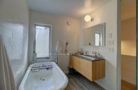 9 Rebecca Street, Toronto, On M6j 1k8