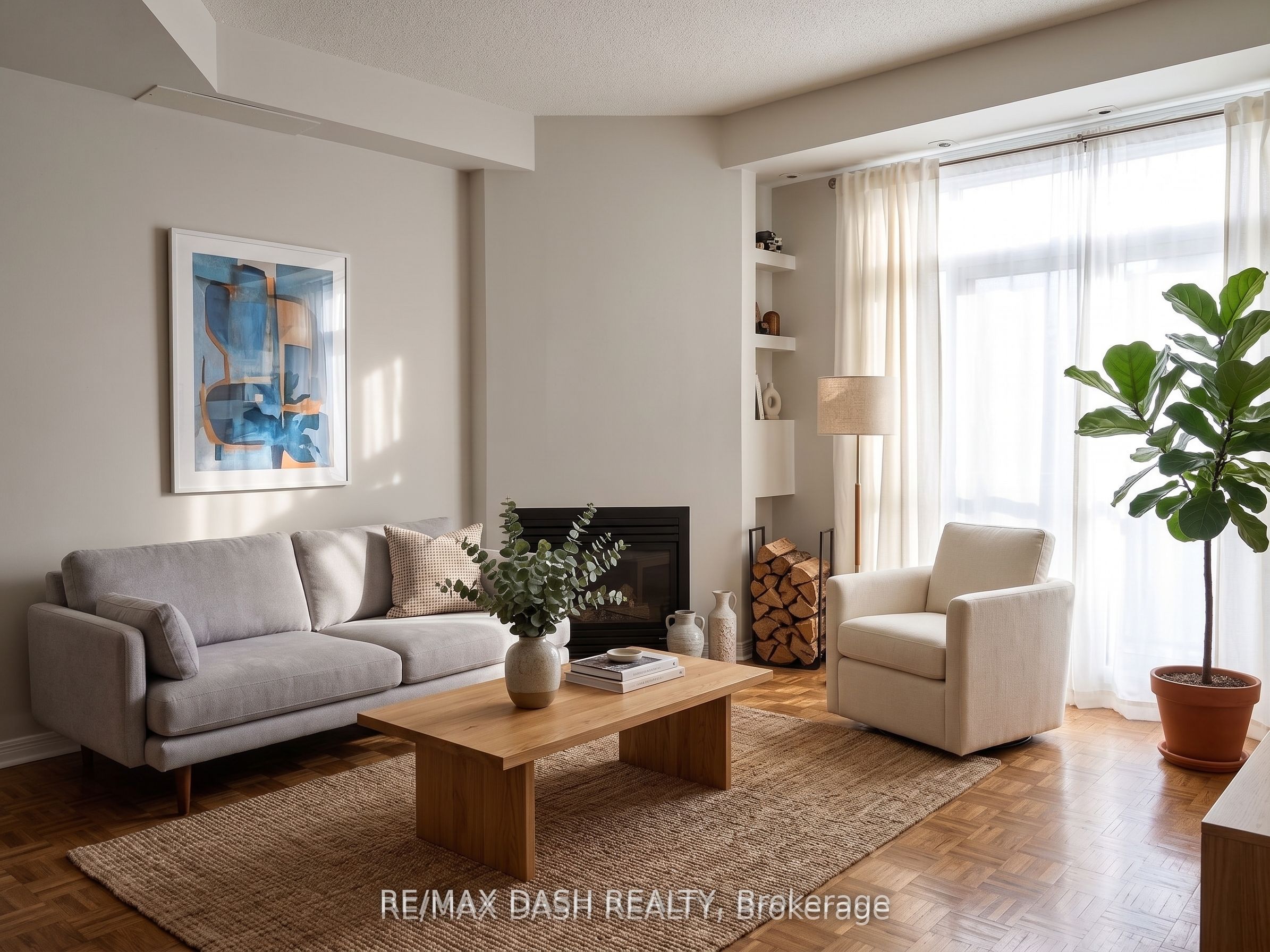 36 Stadium Road 535, Toronto, On M5v 3p4