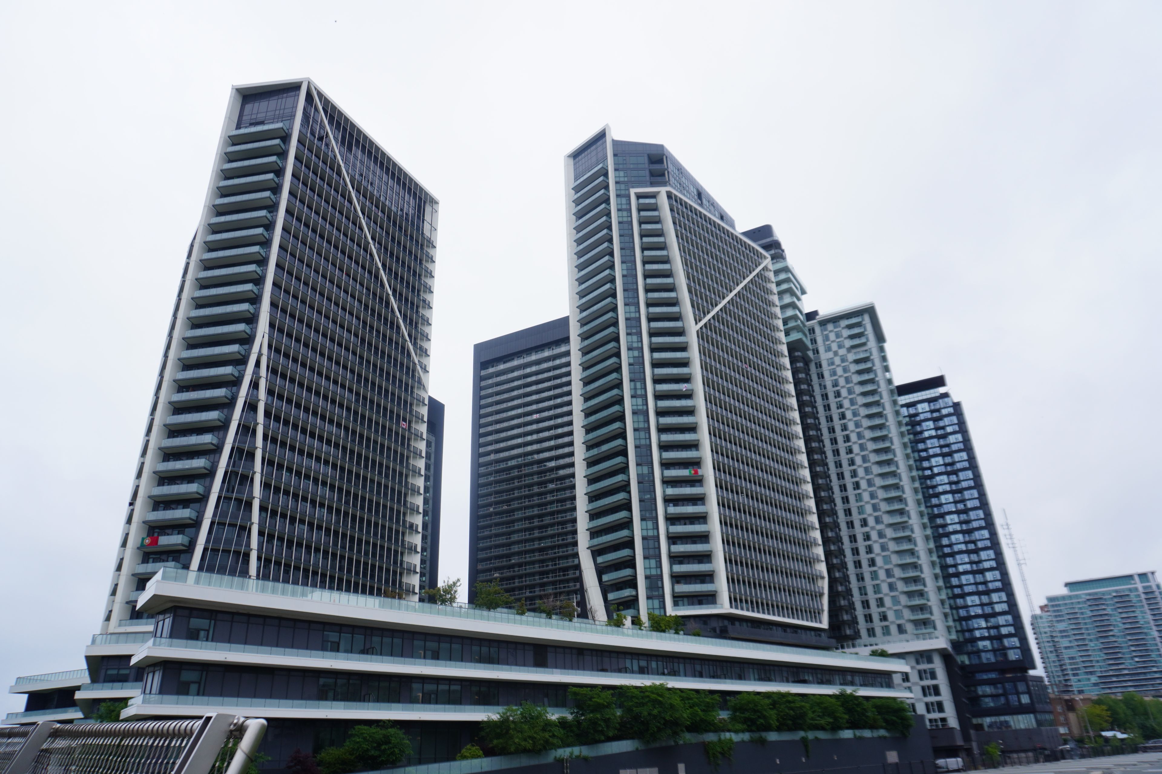 50 Ordnance Street 1411, Toronto, On M6k 1a2