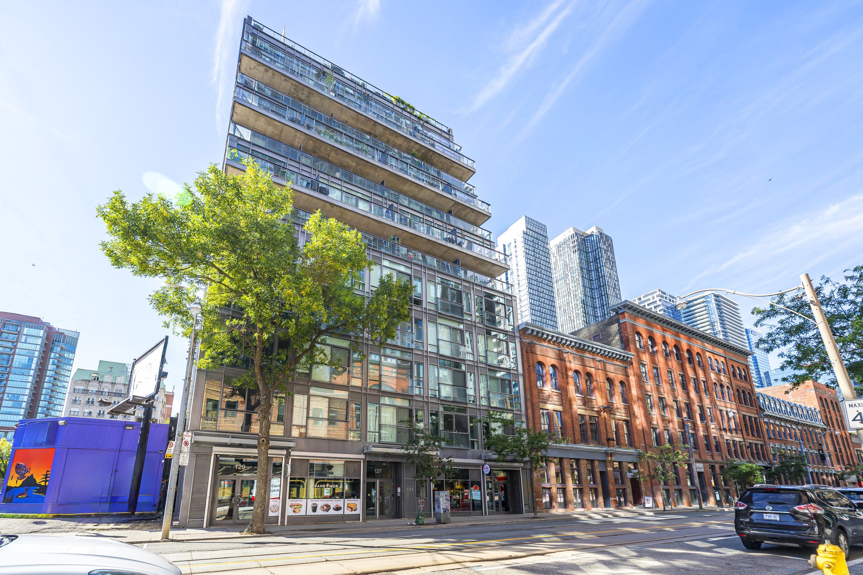 127 Queen Street E 405, Toronto, On M5c 1s3